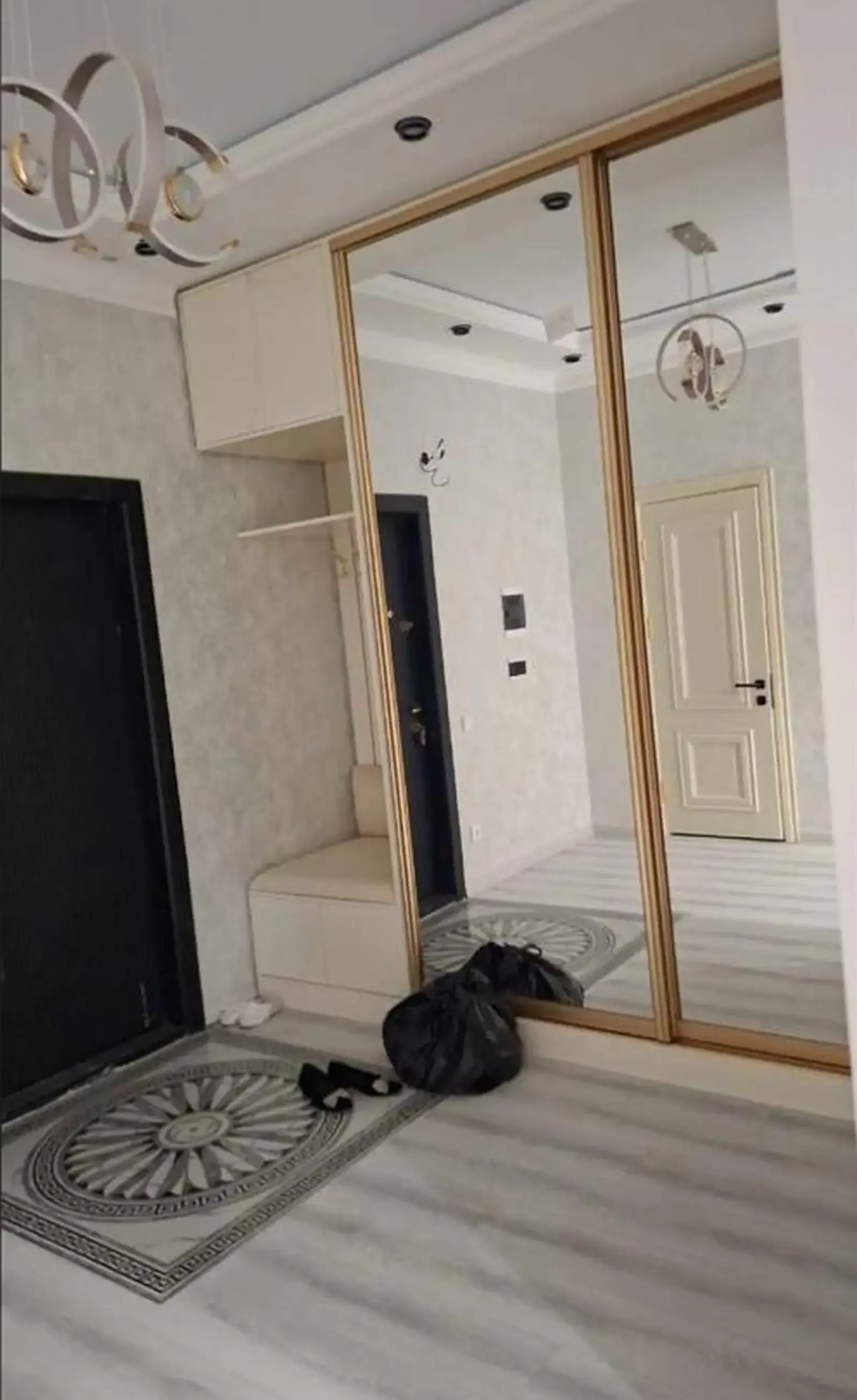 2-комн. квартира, 8 этаж, 68м², Сомони