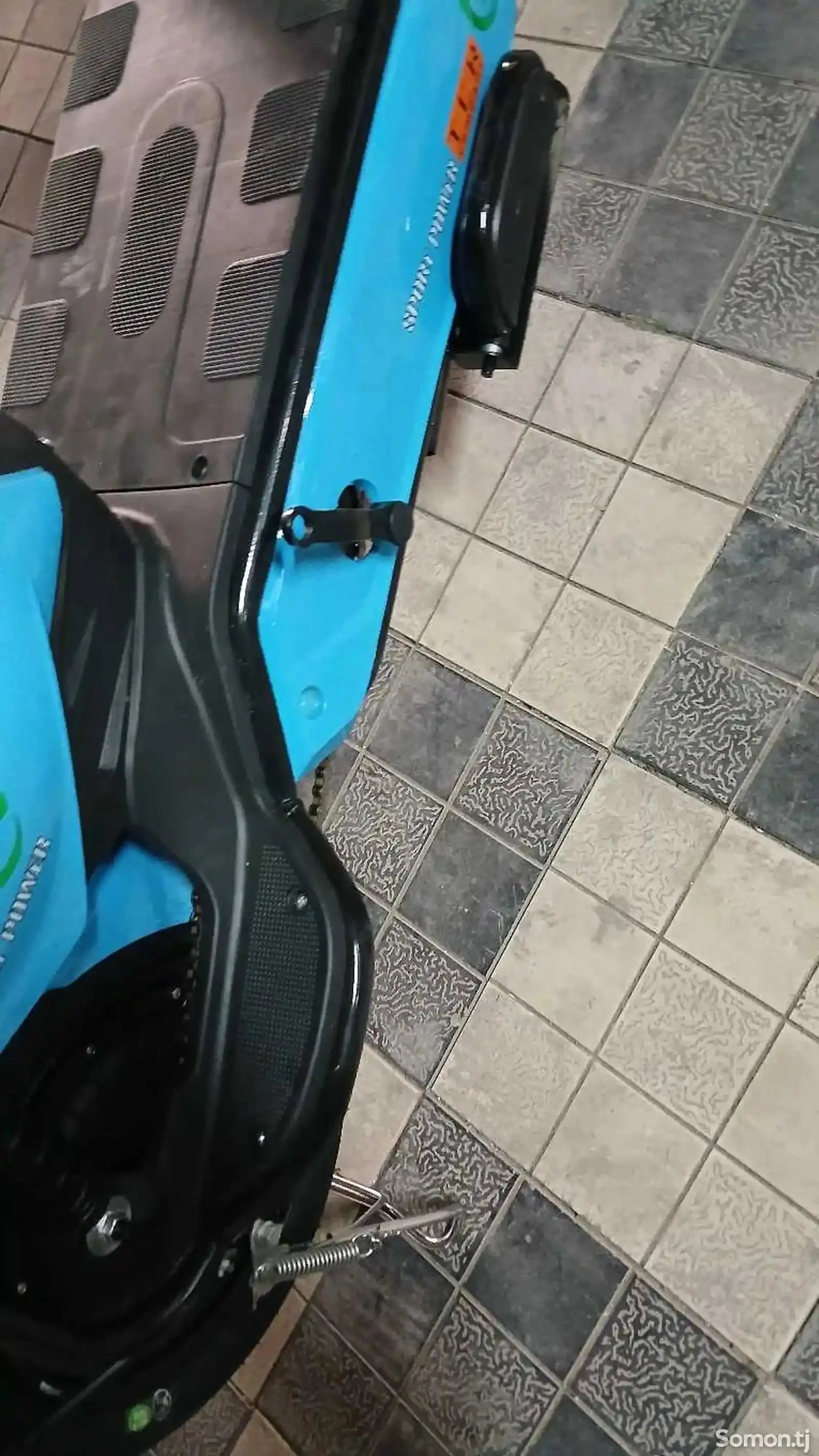 Скутер электронный