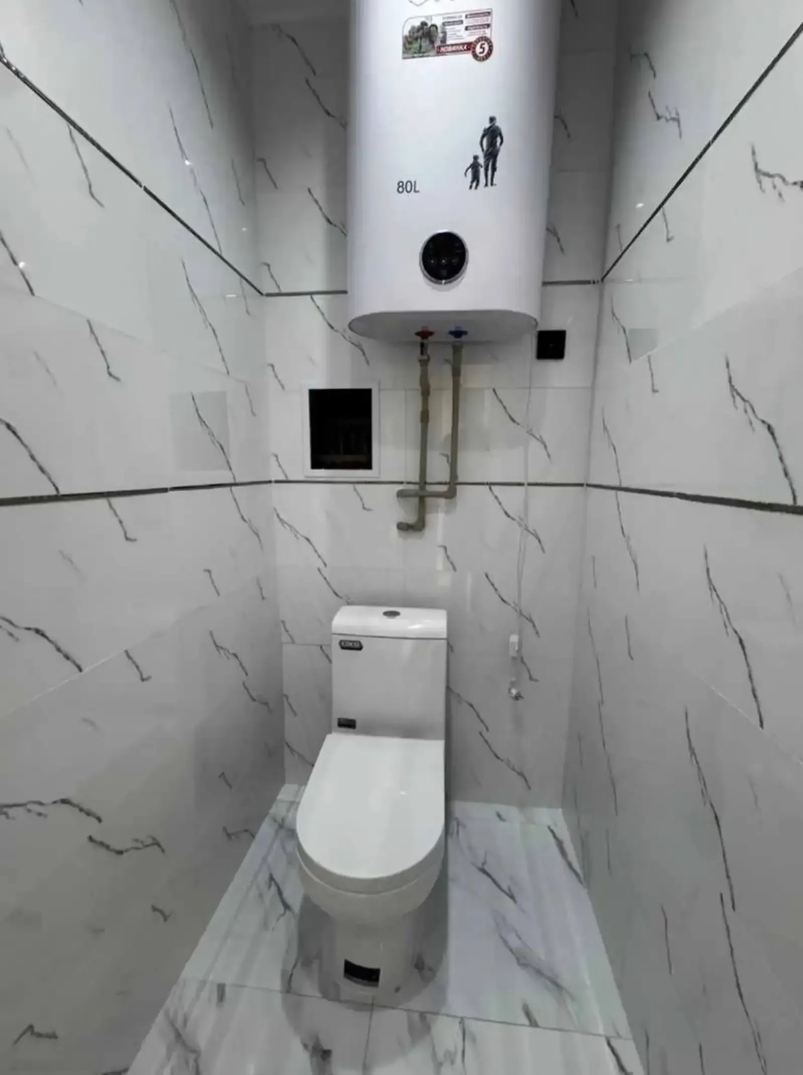 2-комн. квартира, 12 этаж, 79 м², Шохмансур