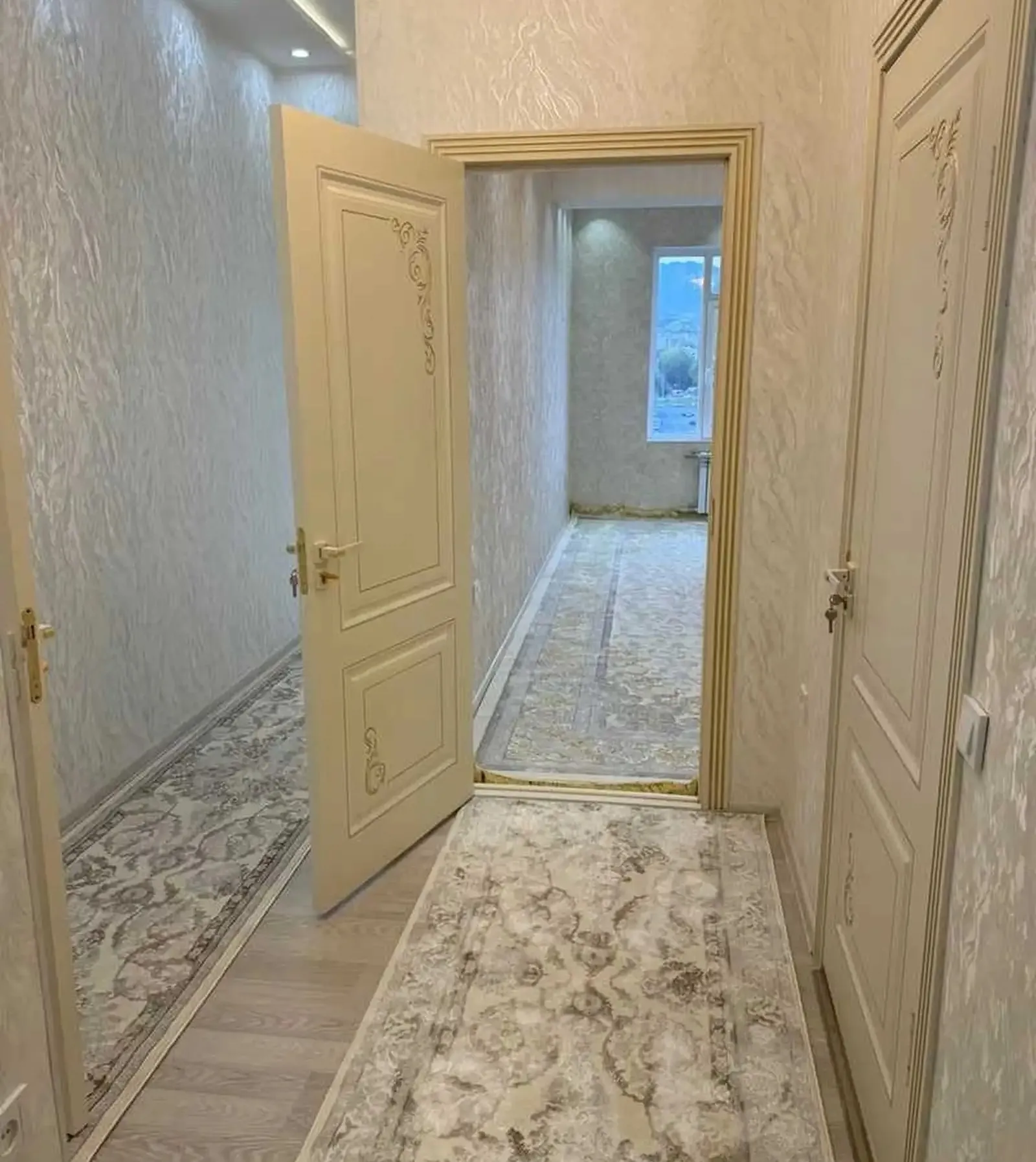 3-комн. квартира, 9 этаж, 70м², Сино