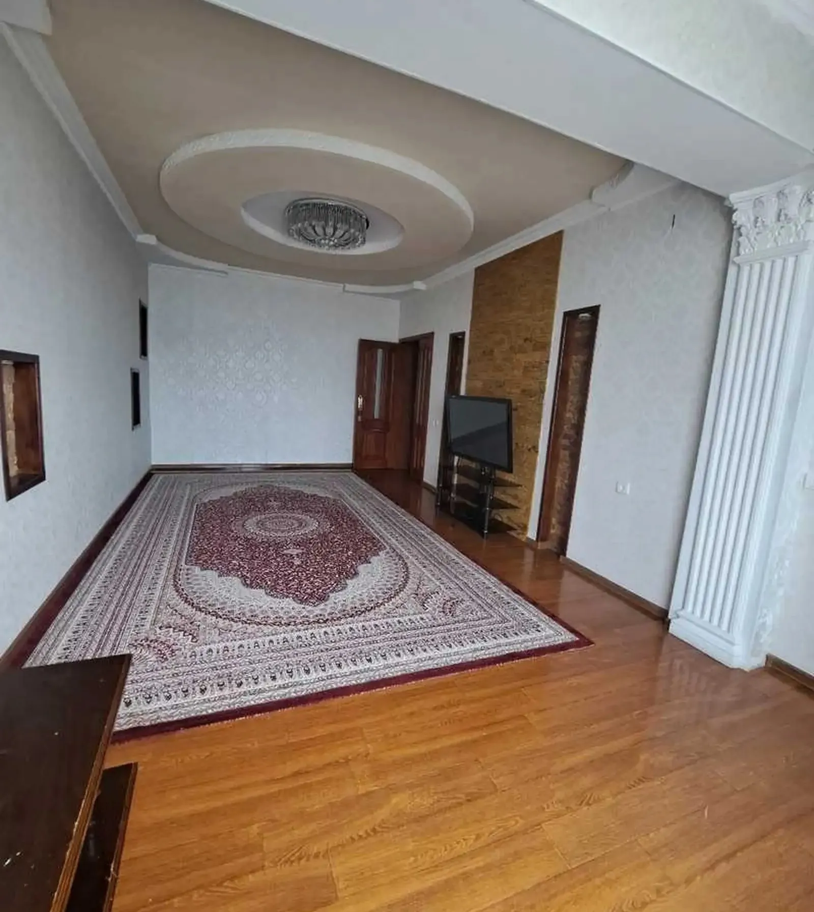 3-комн. квартира, 5 этаж, 112м², Сино