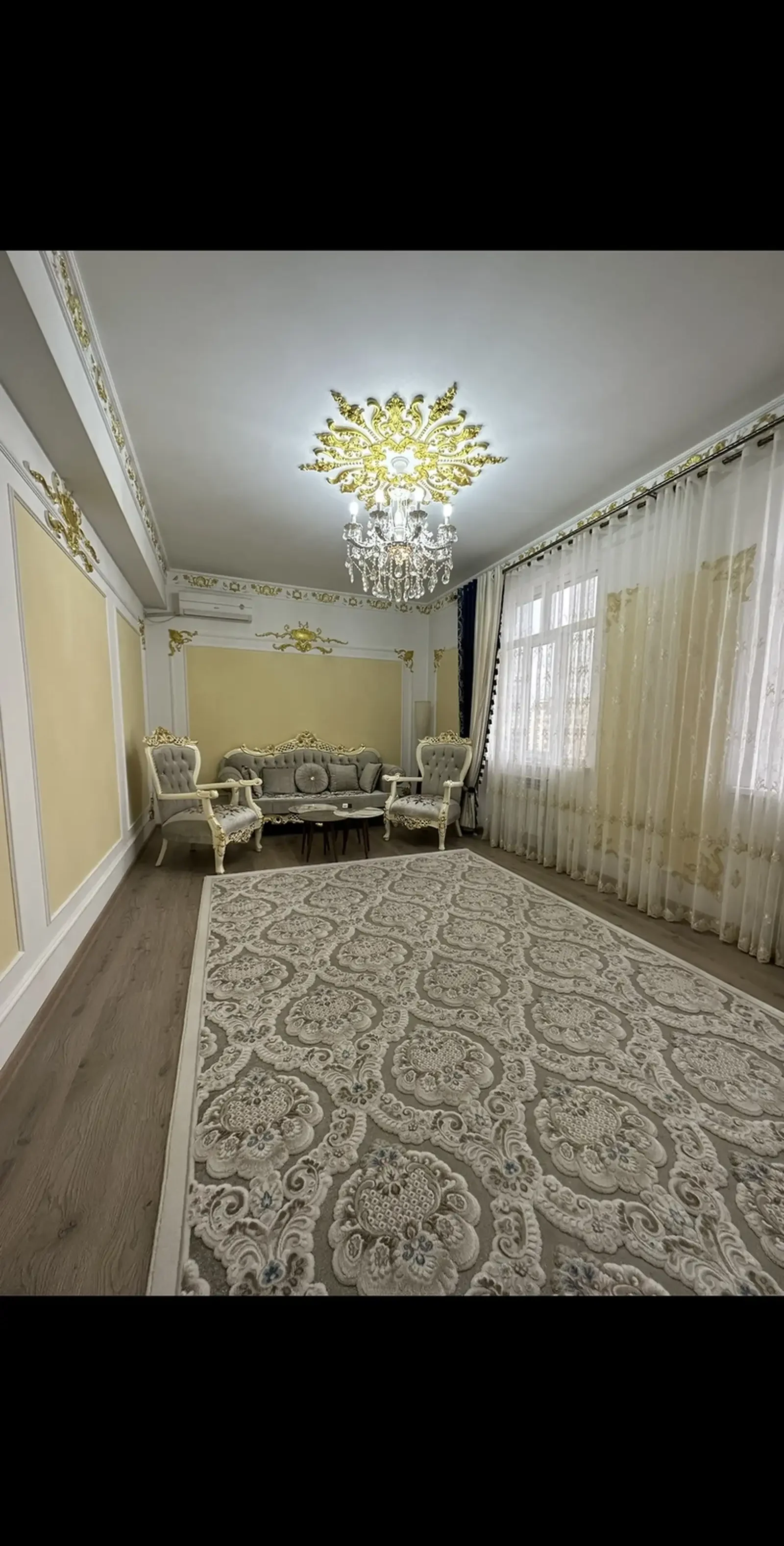 2-комн. квартира, 11 этаж, 80м², И. Сомони Парламент
