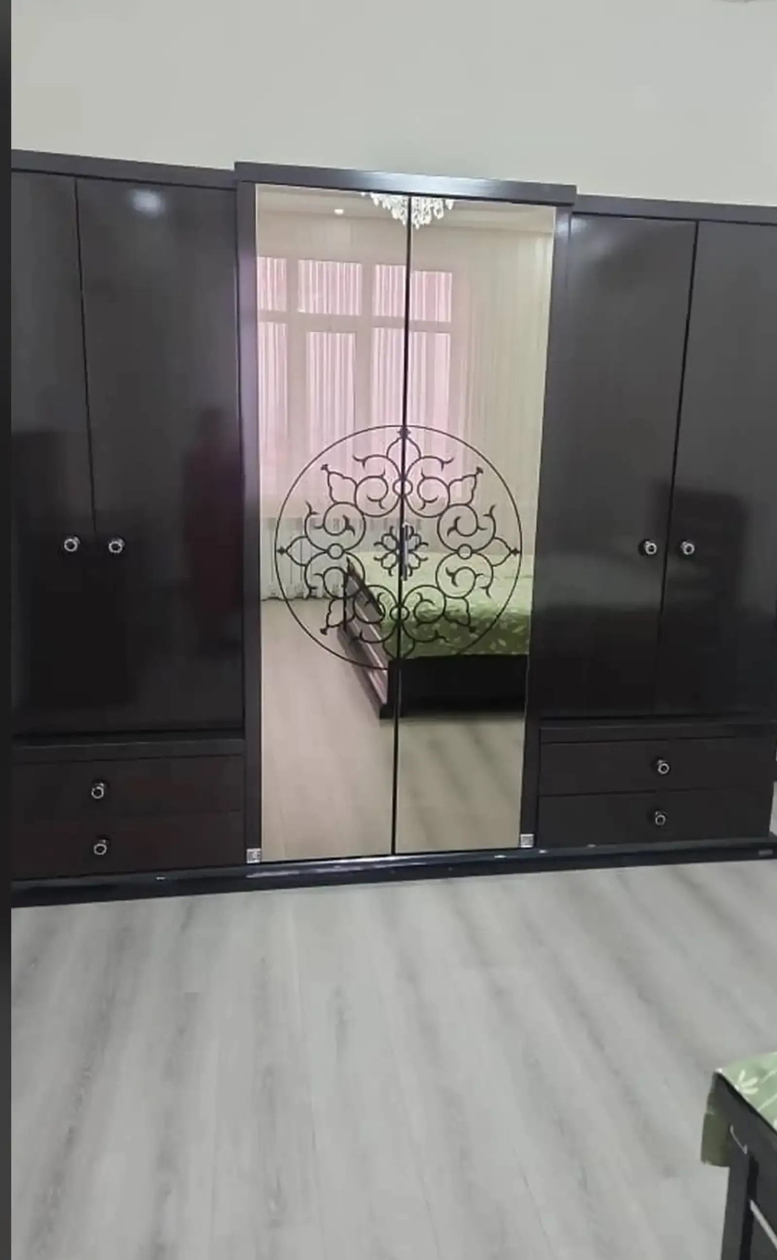 2-комн. квартира, 10 этаж, 100м², шохмансур