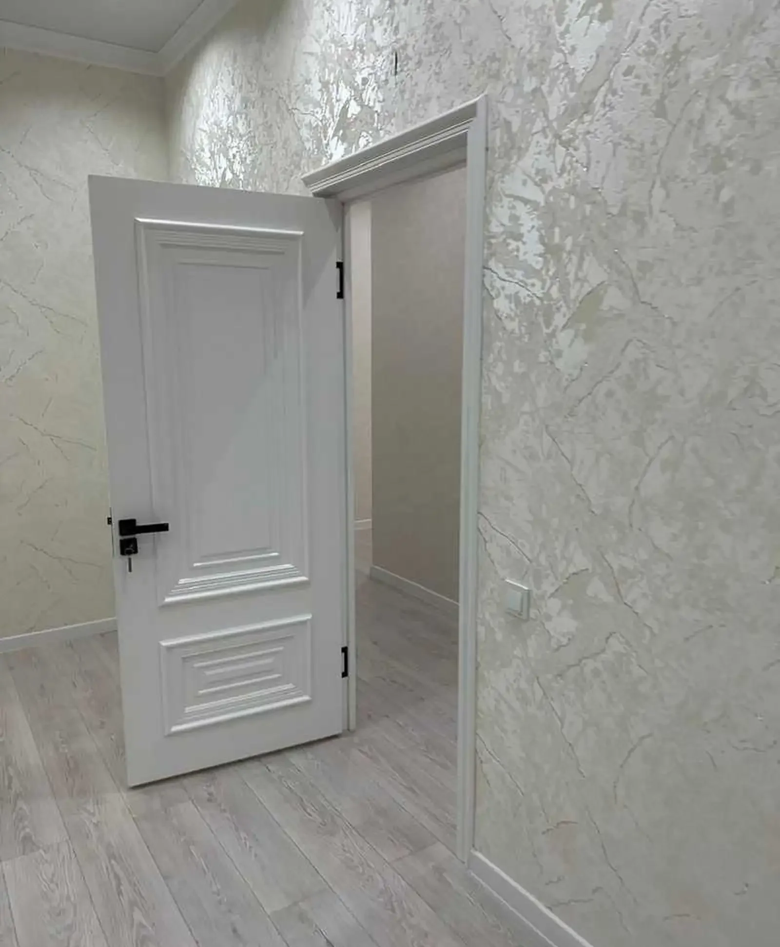 3-комн. квартира, 10 этаж, 78м², шохмансур Аэропорт