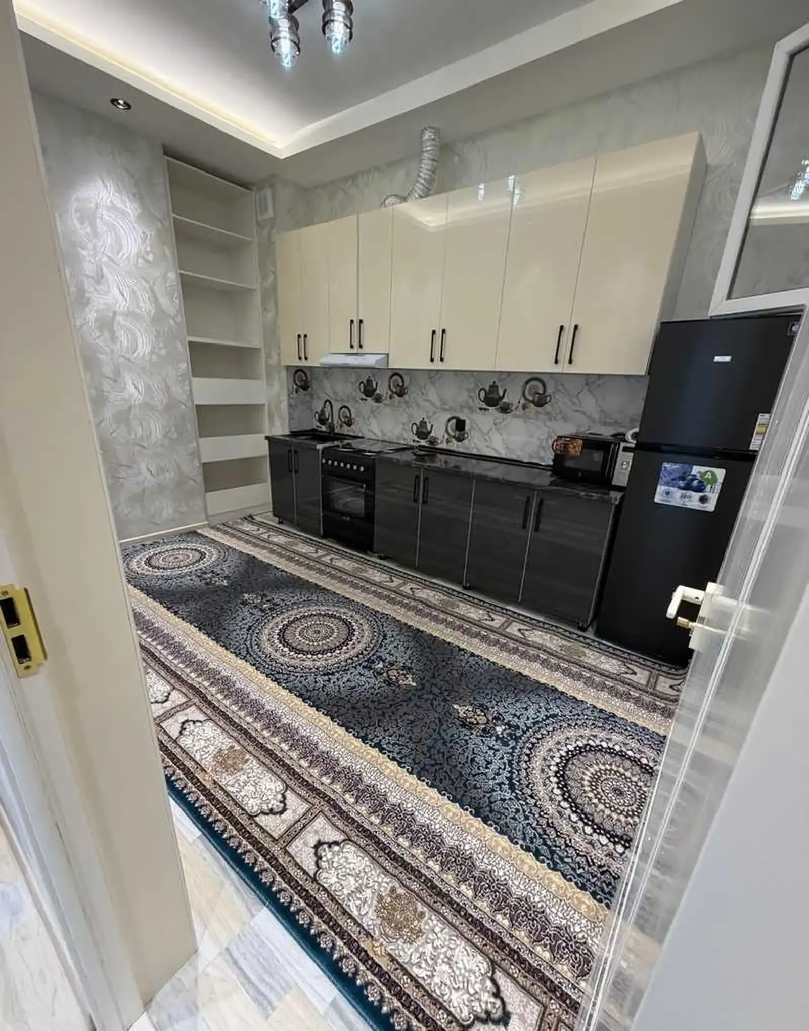 2-комн. квартира, 6 этаж, 70м², 112 мкр