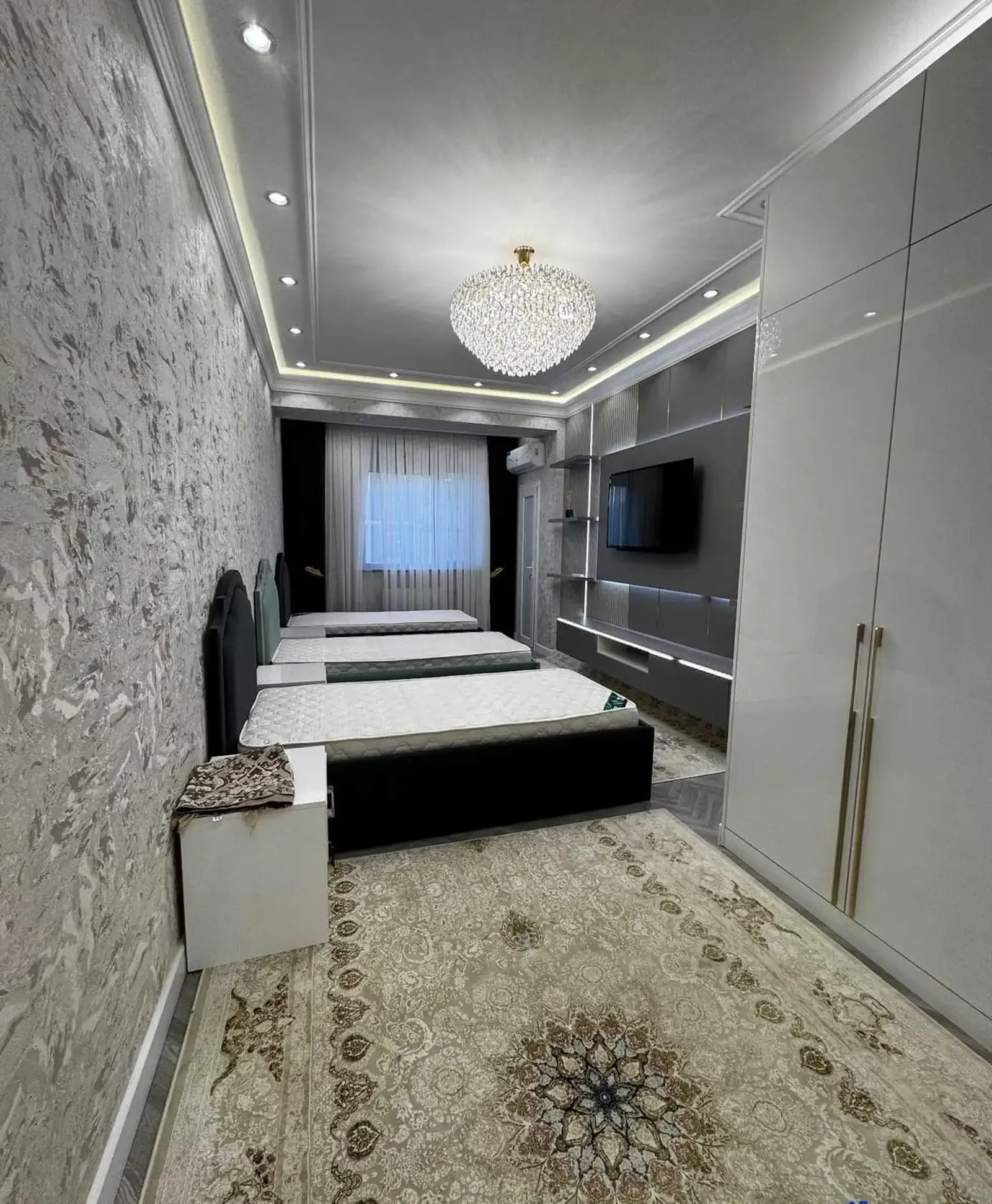 3-комн. квартира, 5 этаж, 115 м², Сино,82мкр