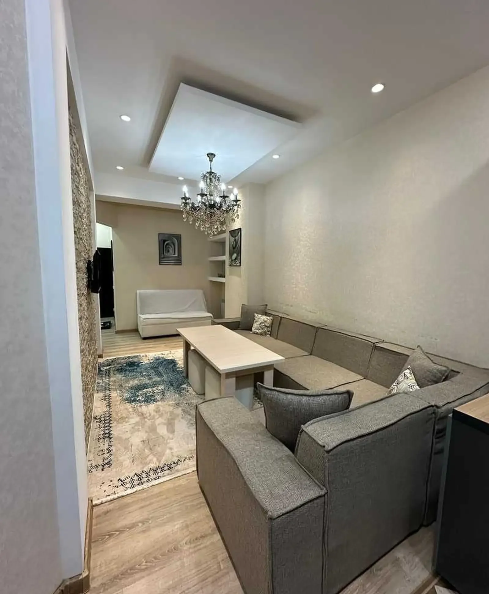 2-комн. квартира, 11 этаж, 60м², И. Сомони Опера балет