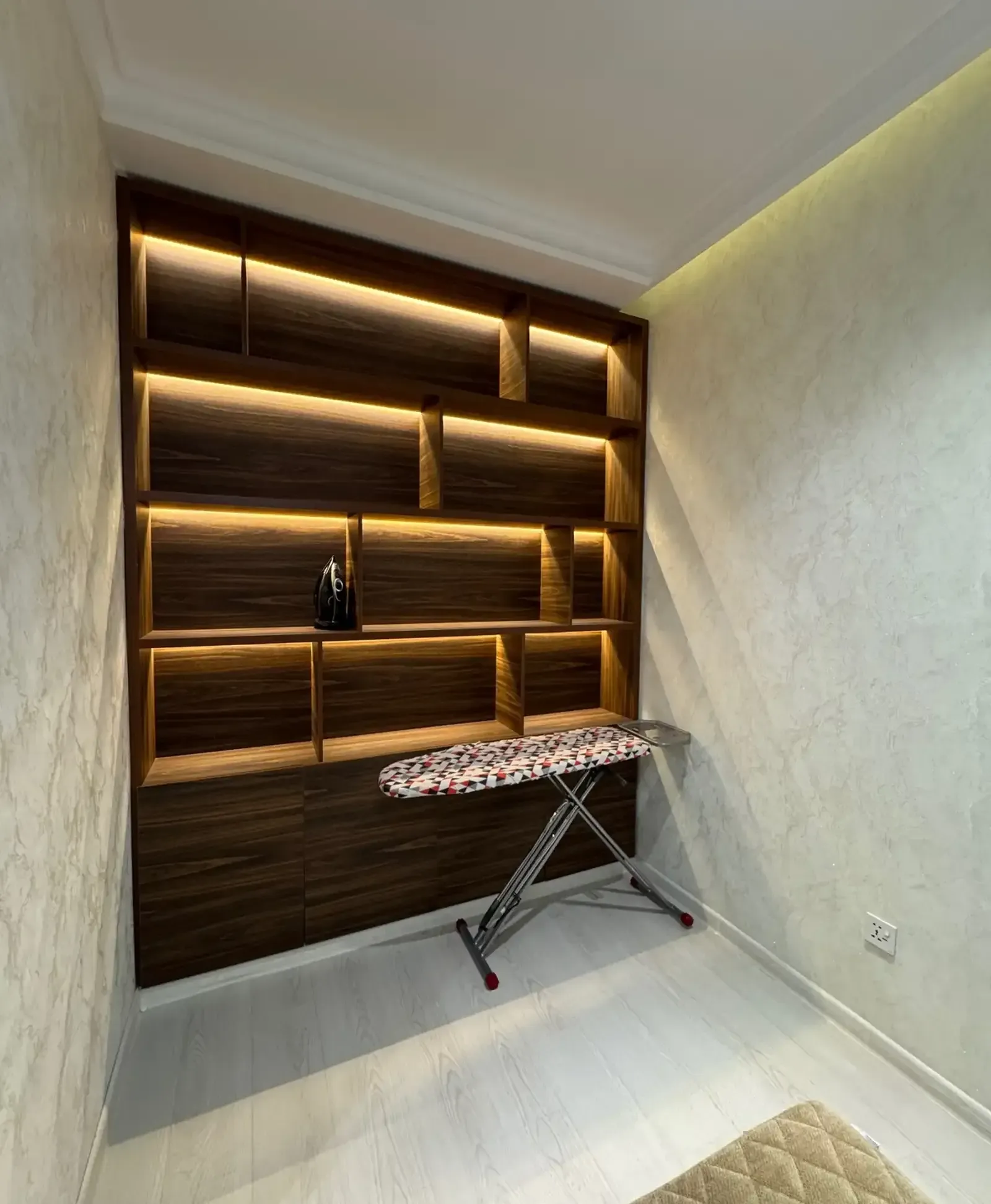 2-комн. квартира, 9 этаж, 65м², Овир/Гранд Отель