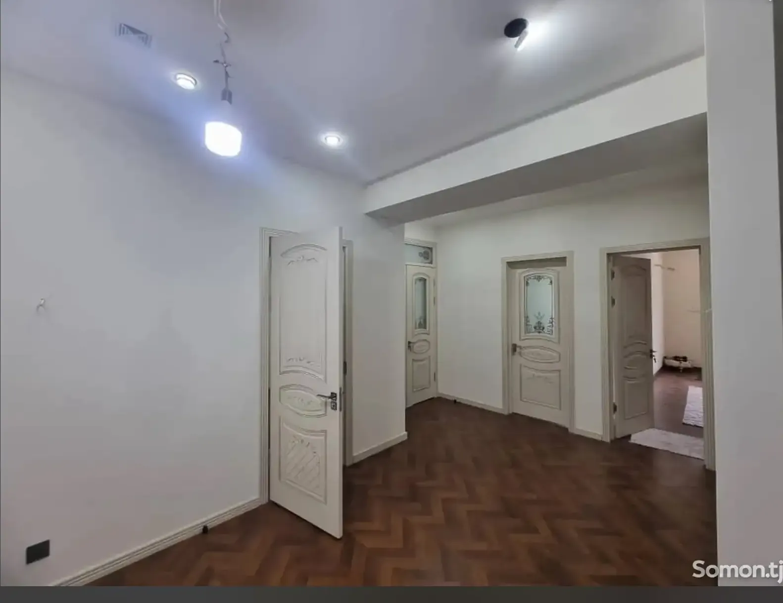 3-комн. квартира, 10 этаж, 132м², сомони
