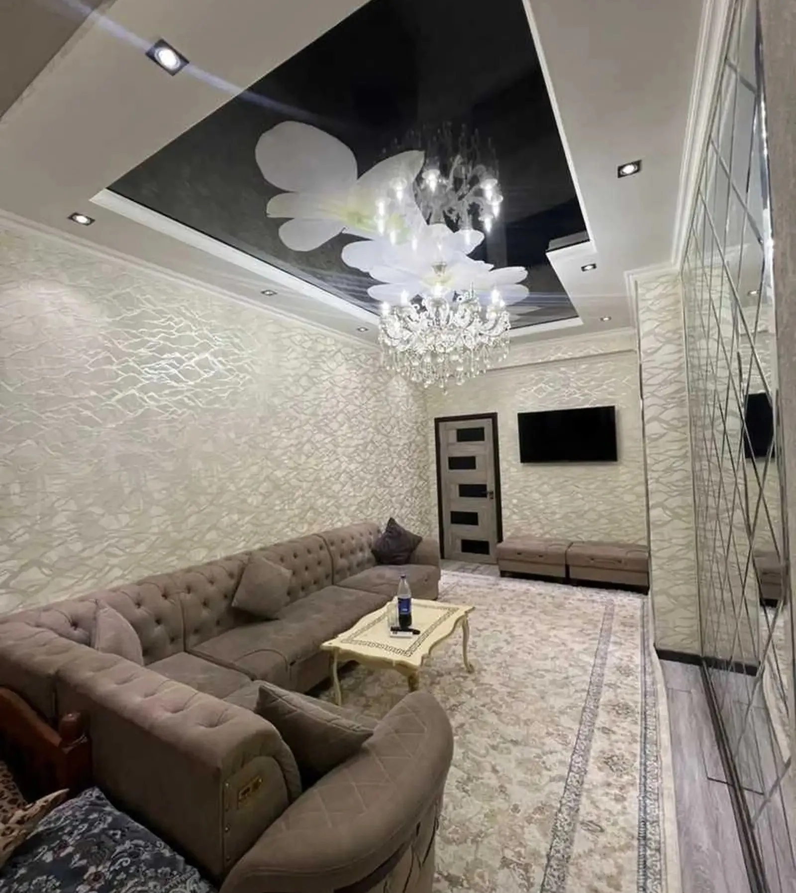 2-комн. квартира, 10 этаж, 65м², Шохмансур