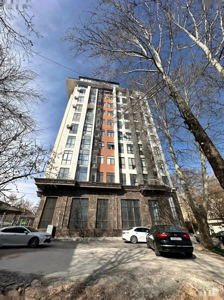 Помещение под свободное назначение, 300м², 91й микрорайон, Поликлиника №10, Сзади Барки Точик, Район Сино