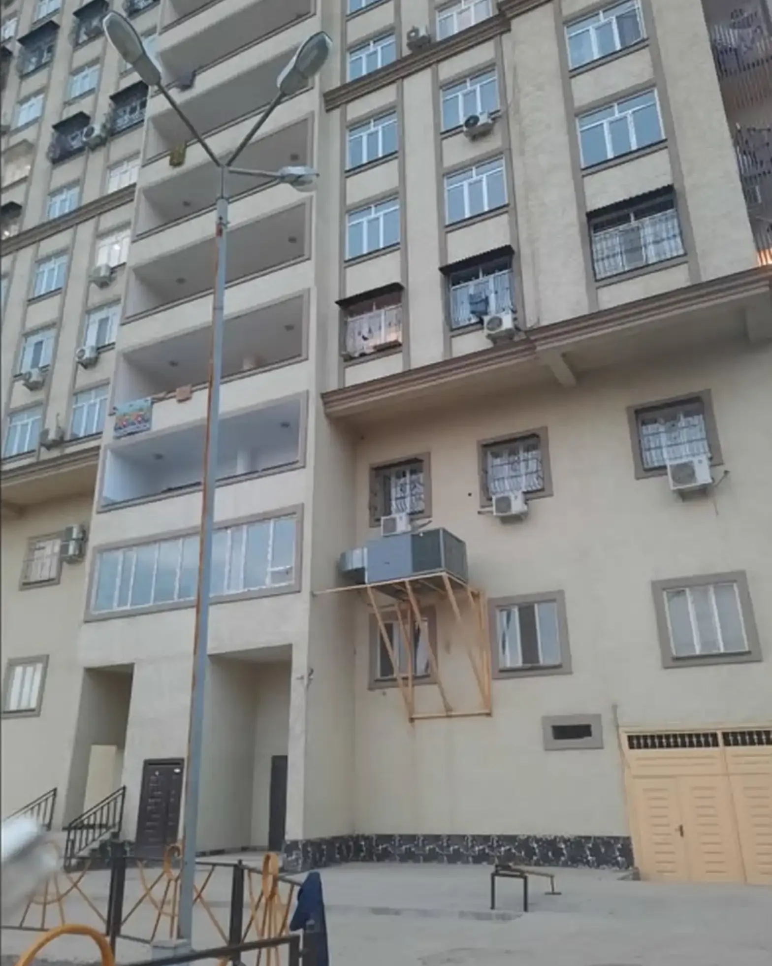 2-комн. квартира, 2 этаж, 70м², Сино