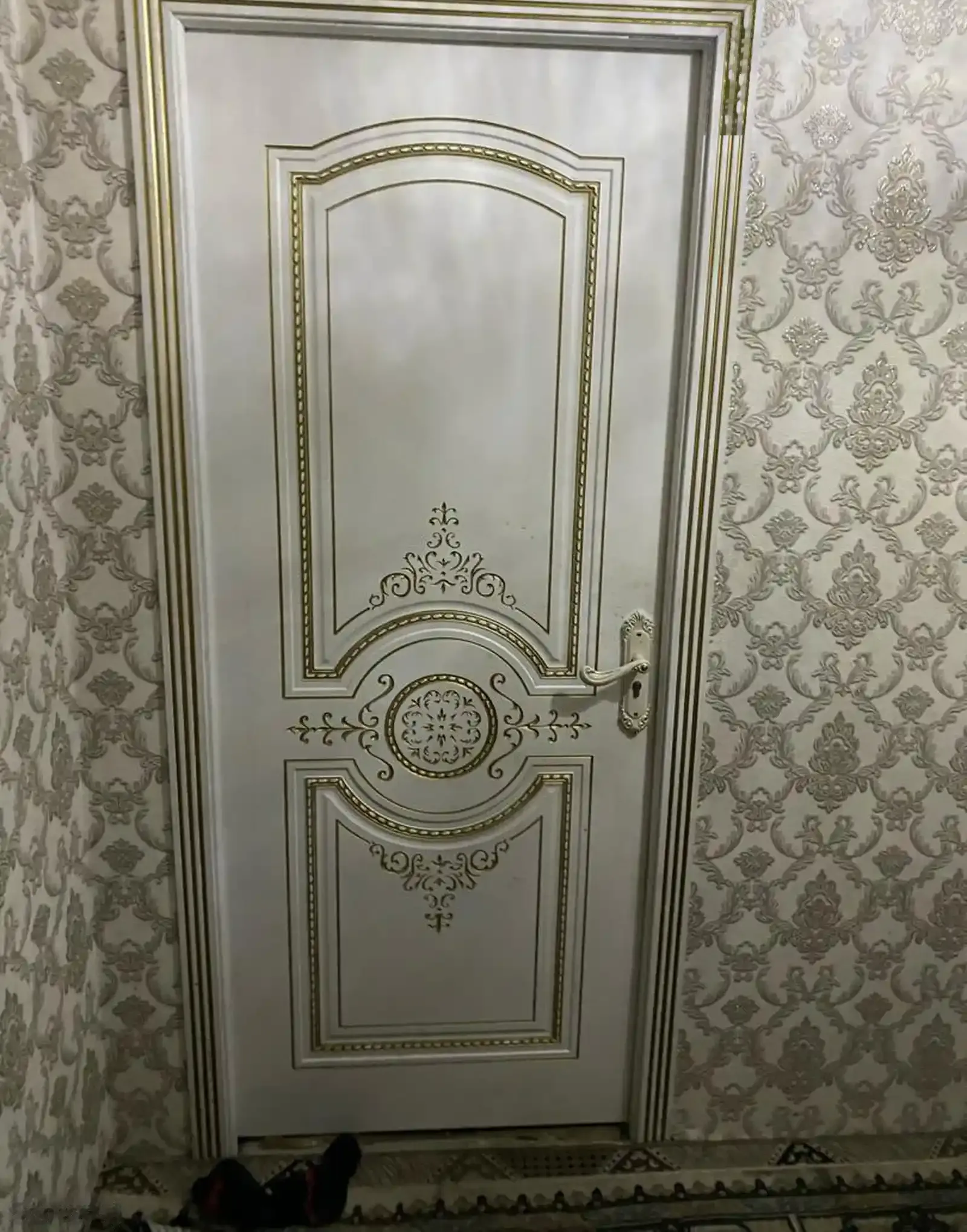 Дверь