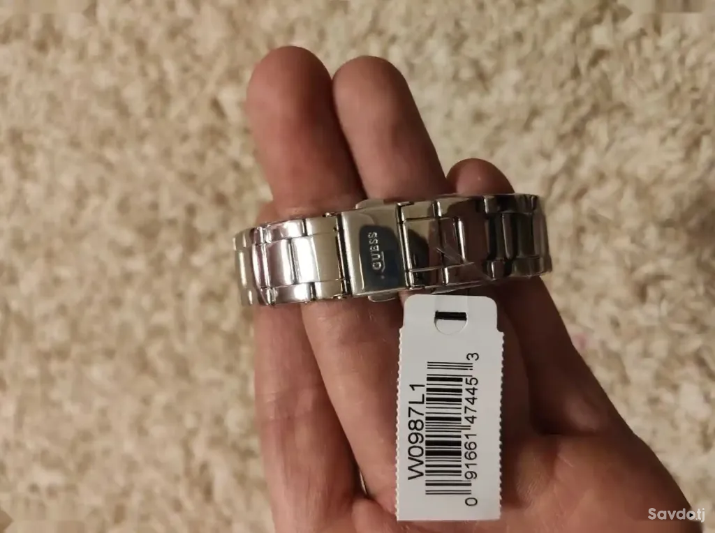 Часы Guess W0987L1