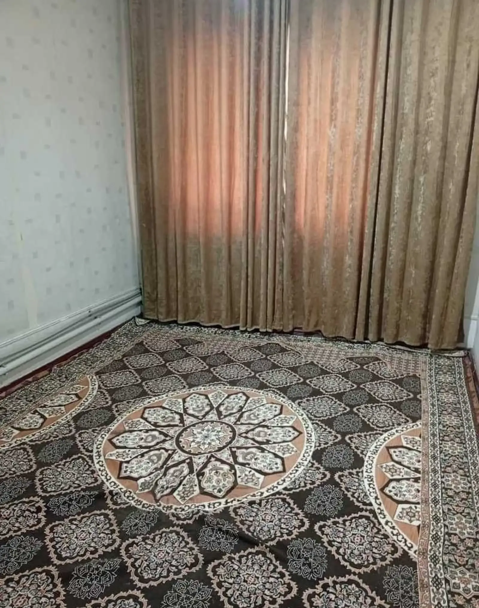3-комн. квартира, 5 этаж, 75м², Фирдавси