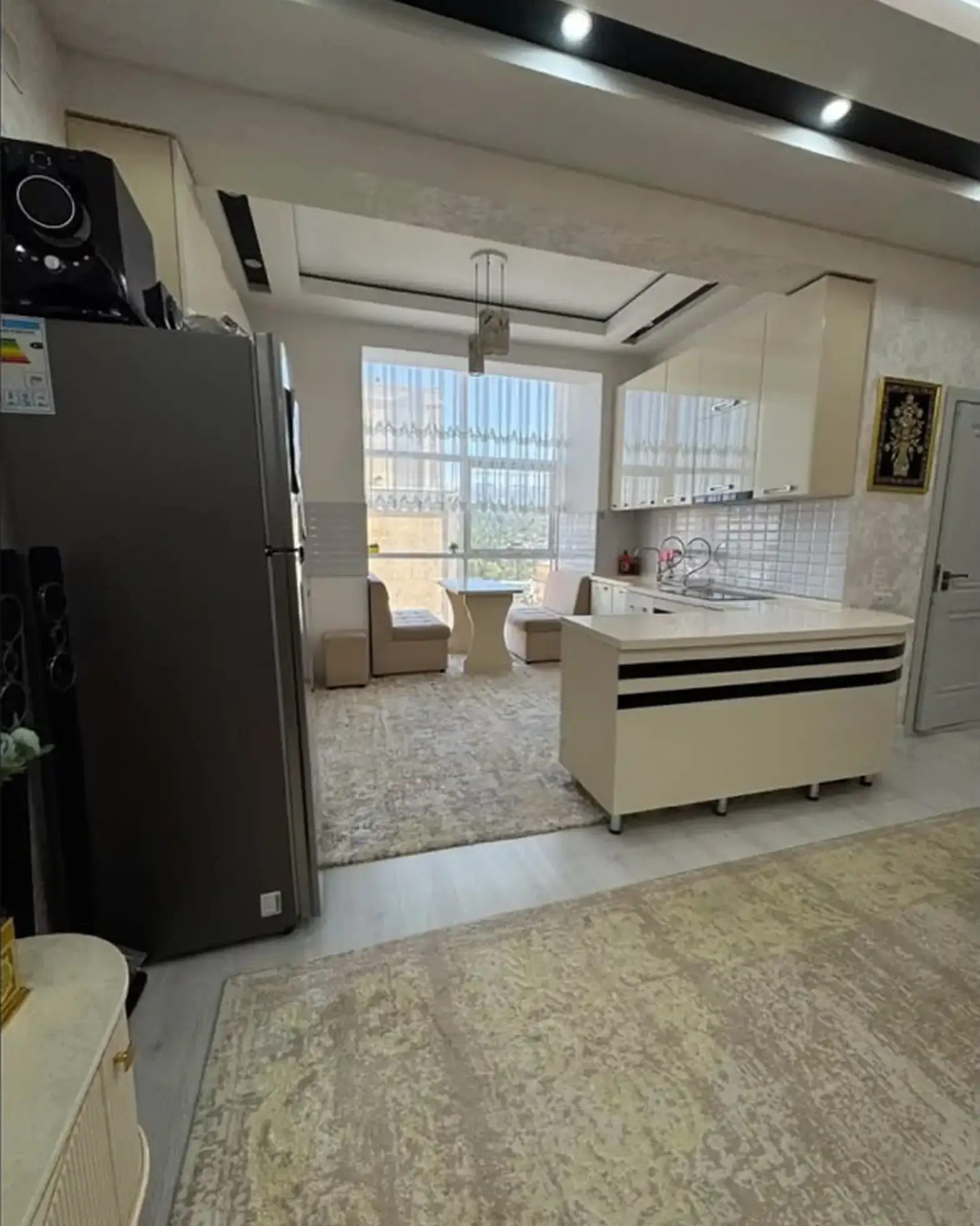3-комн. квартира, 13 этаж, 92м², Шохмансур