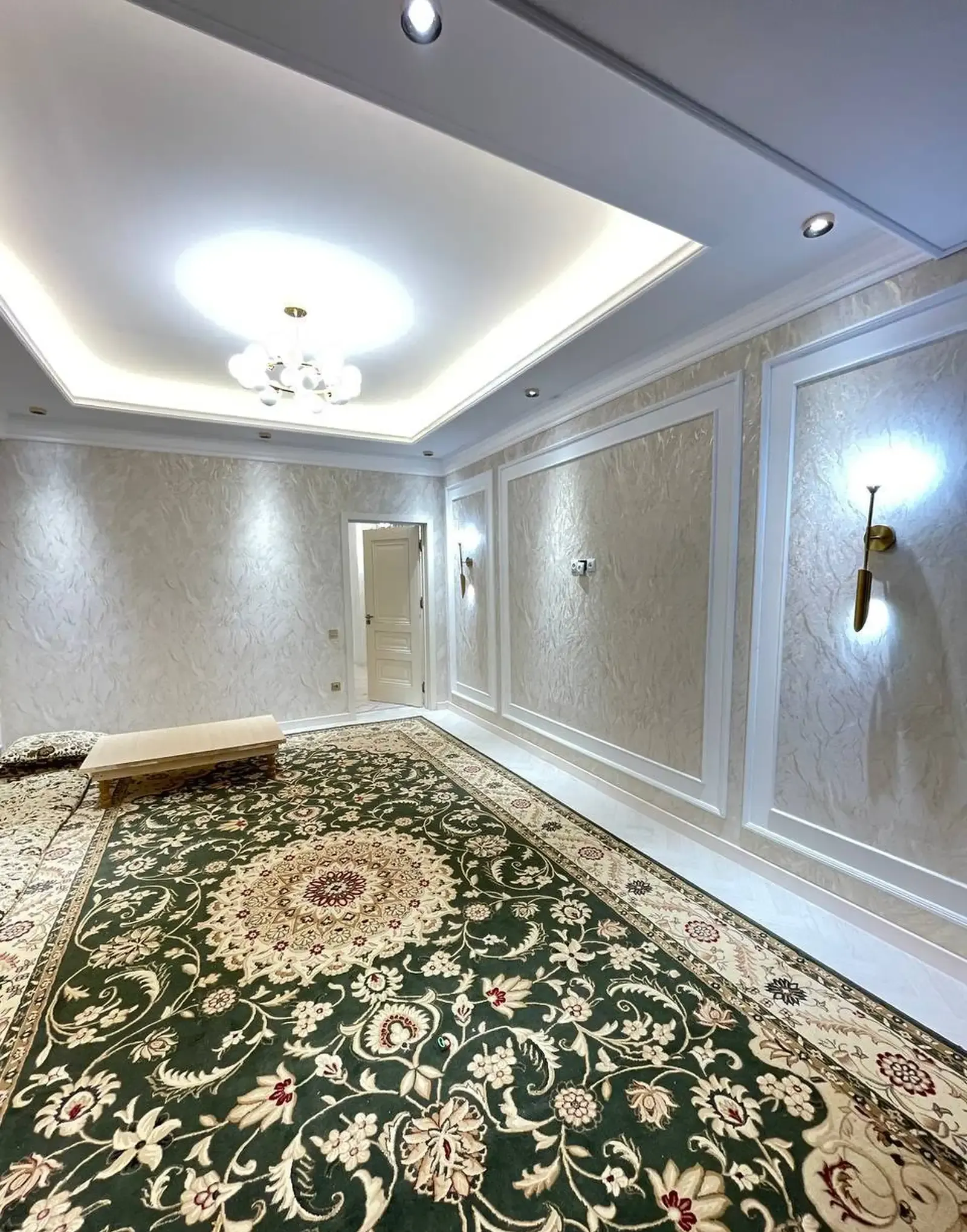 3-комн. квартира, 18 этаж, 117 м², Шохмансур, Танка