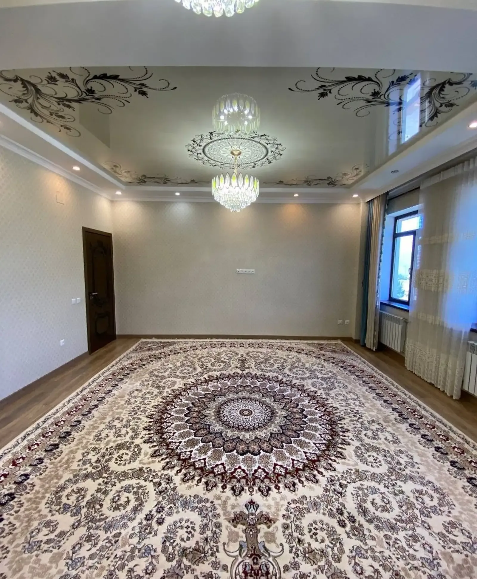 3-комн. квартира, 9 этаж, 121 м², Исмоили Сомони