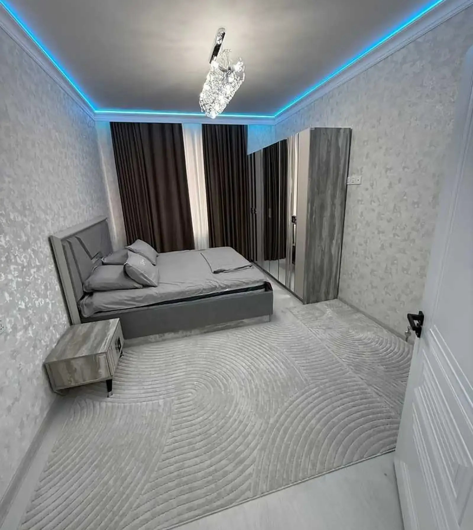 2-комн. квартира, 19 этаж, 84м², шохмансур