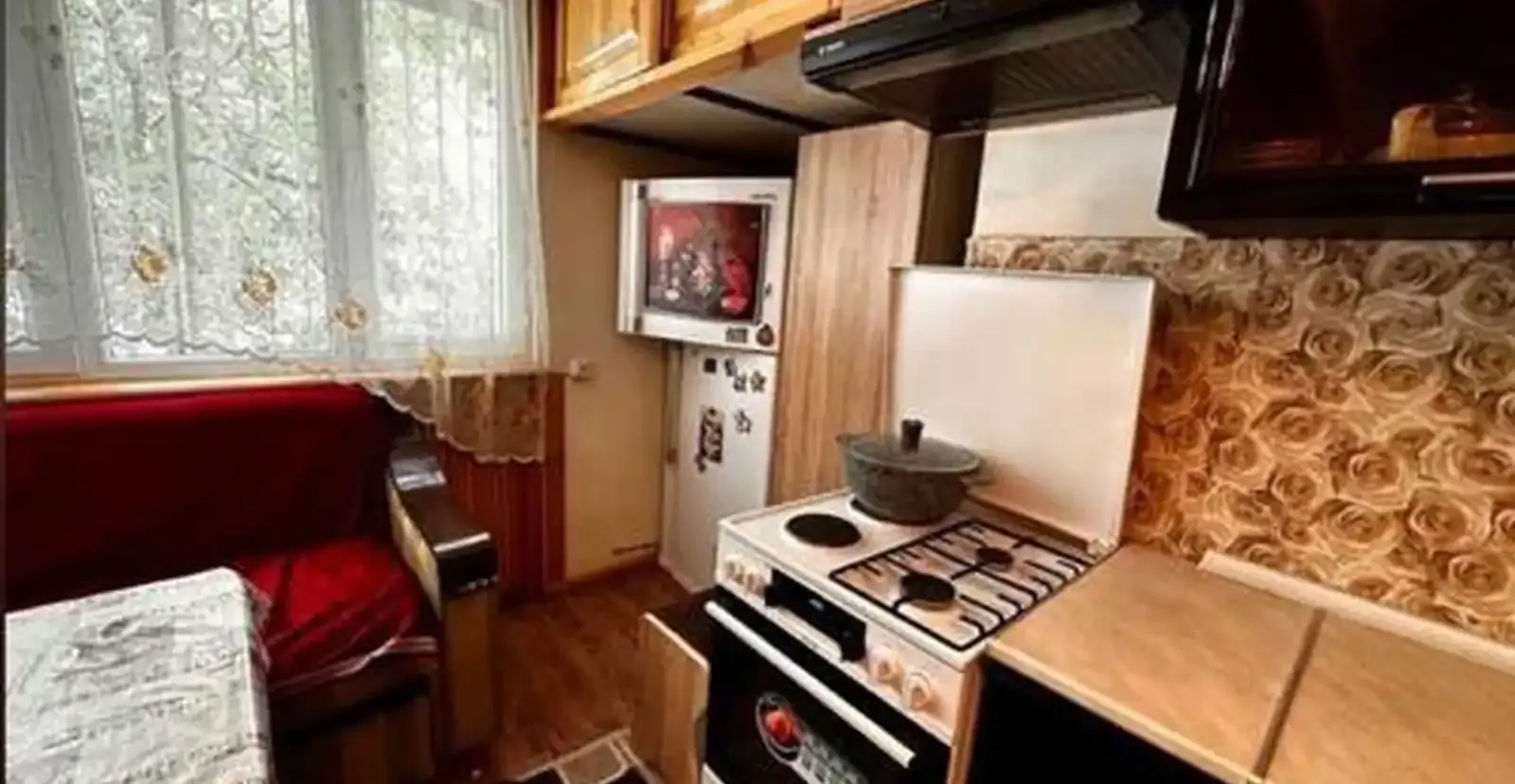 2-комн. квартира, 2 этаж, 75м², Сино