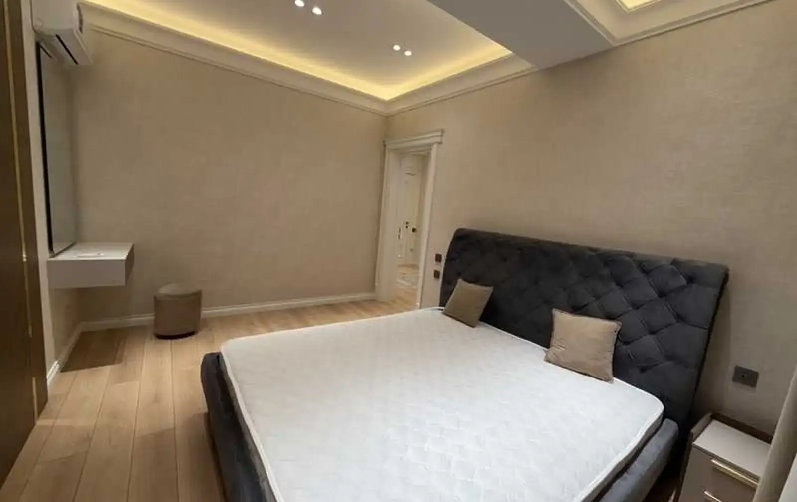3-комн. квартира, 5 этаж, 130м², Исмоили Сомонӣ