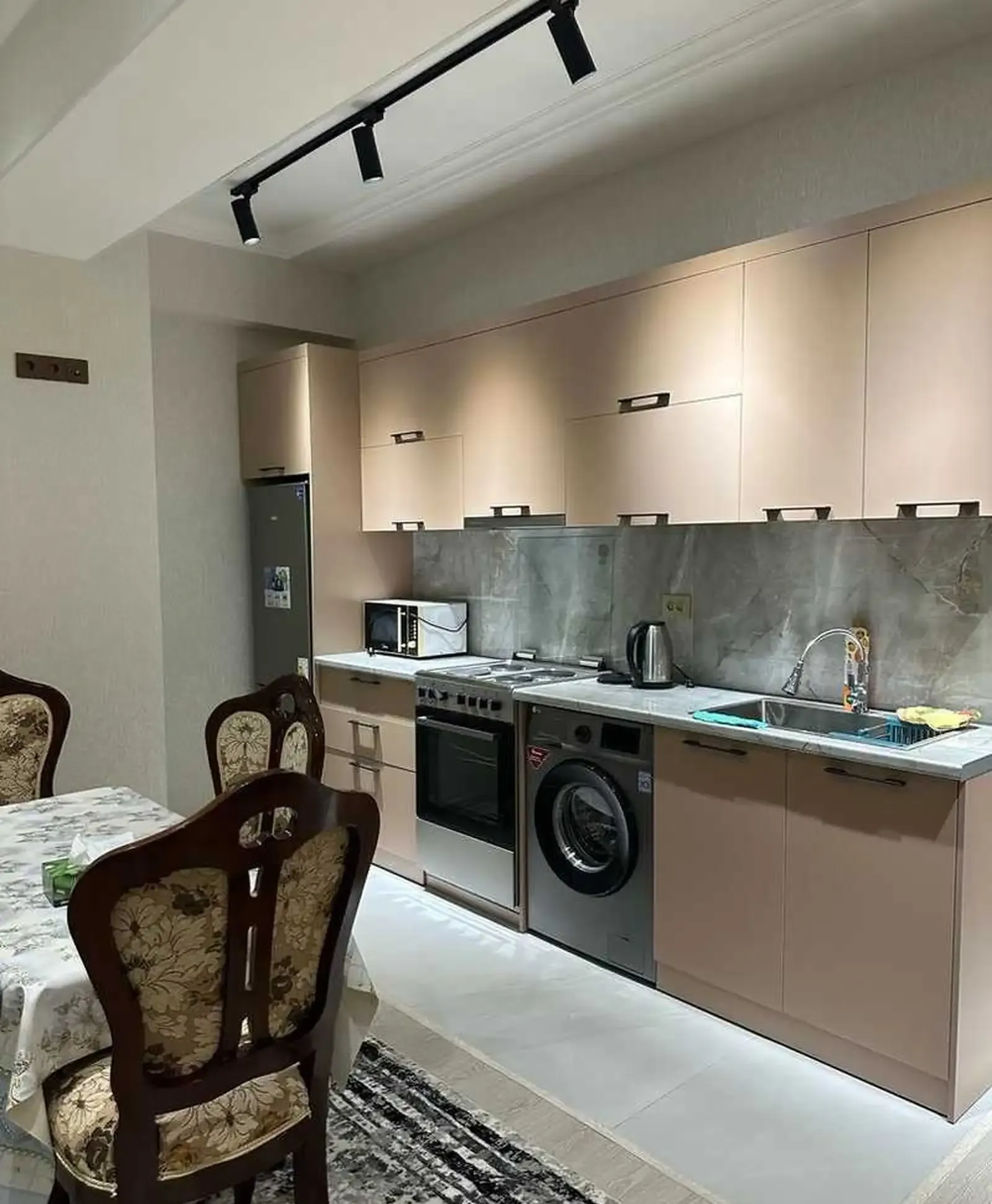 2-комн. квартира, 7 этаж, 65м², Чулочка улица Айни