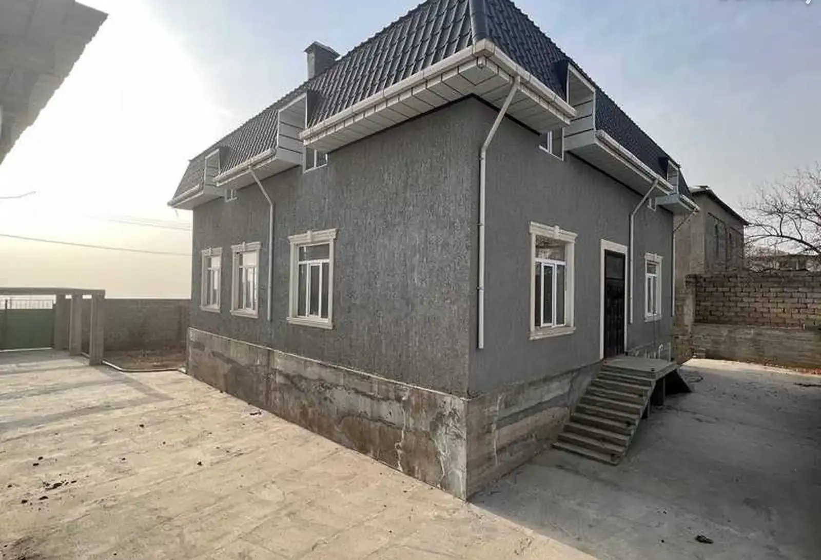 2 этажный, 10-комн. дом, 1200 м², 12 соток, Шохмансур