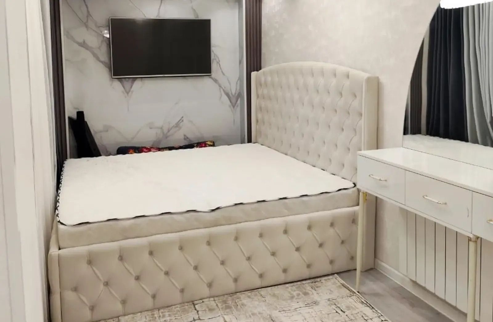 3-к квартира, 3 этаж, 100 м², Фирдавси 64мкр