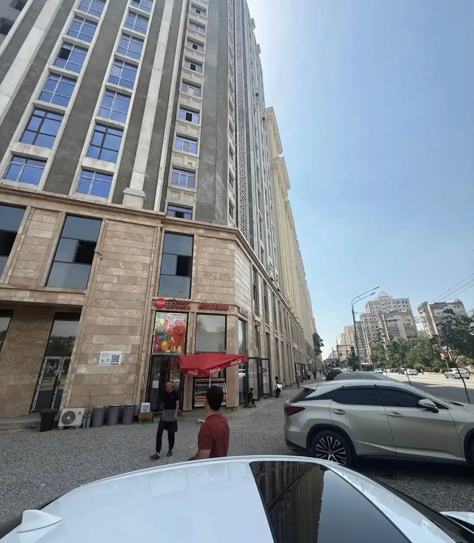 1-комн. квартира, 15 этаж, 64 м², Шохмансур