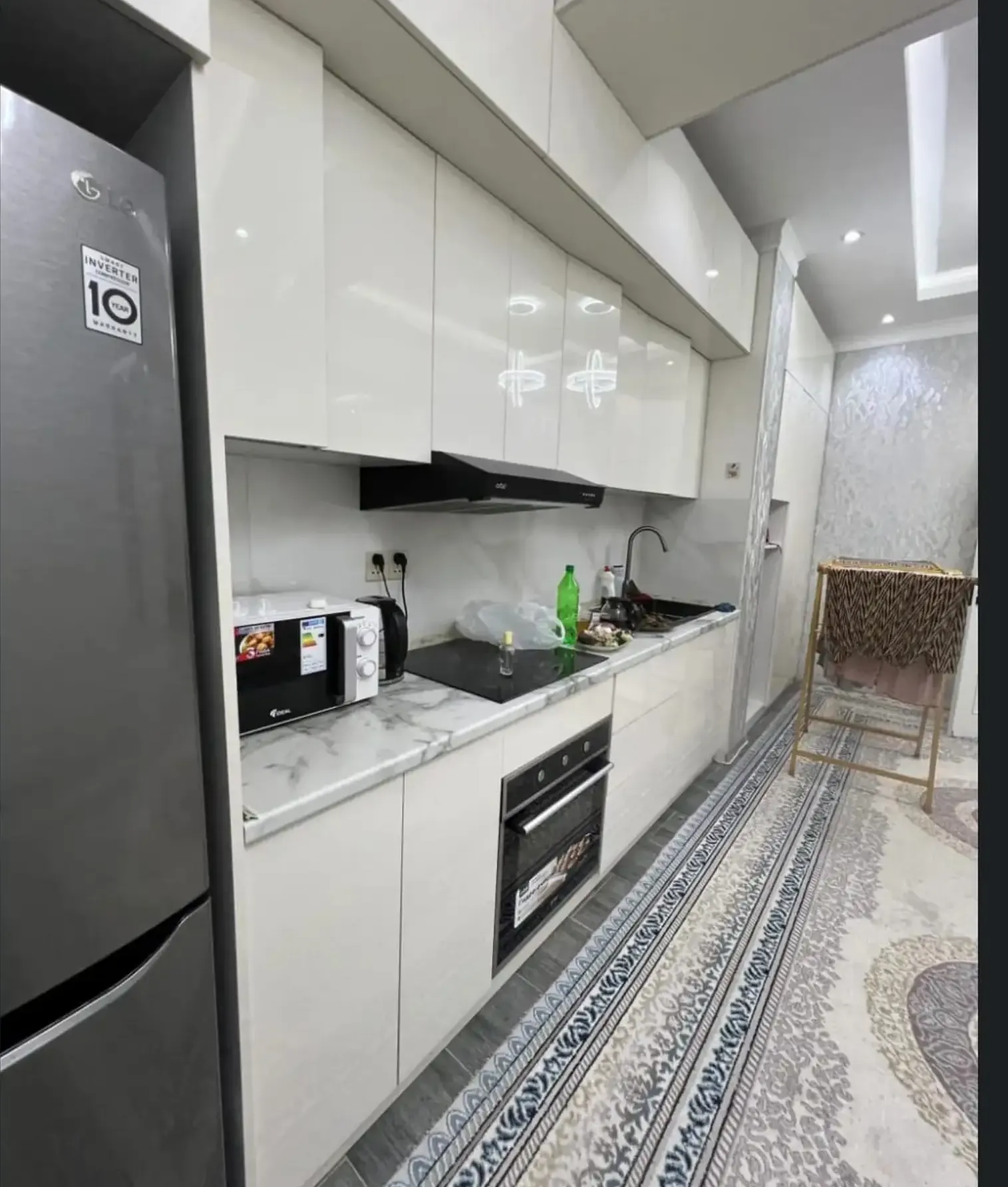 2-комн. квартира, 16 этаж, 69м², Шохмансур