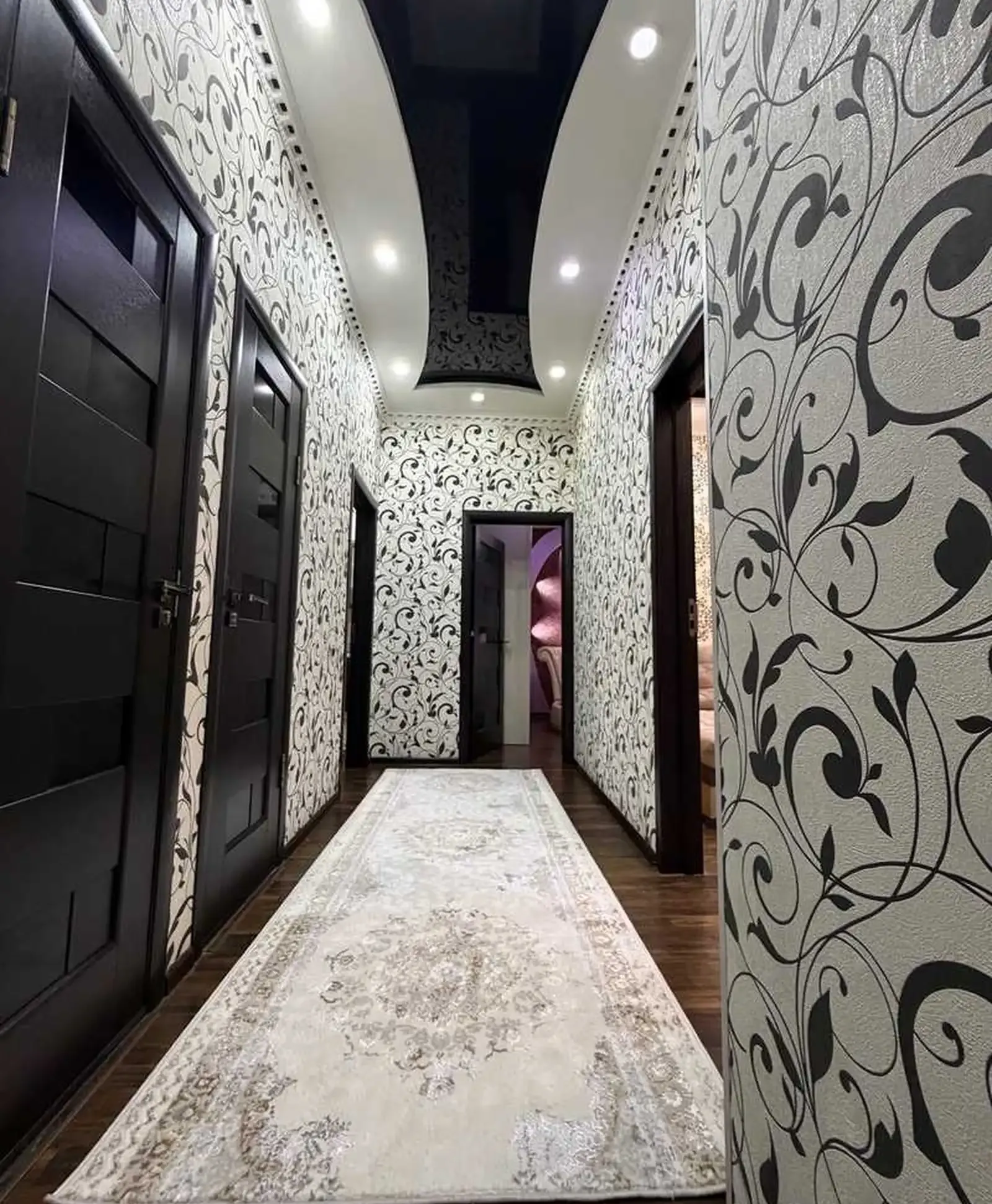 2-комн. квартира, 5 этаж, 82м², Садбарг