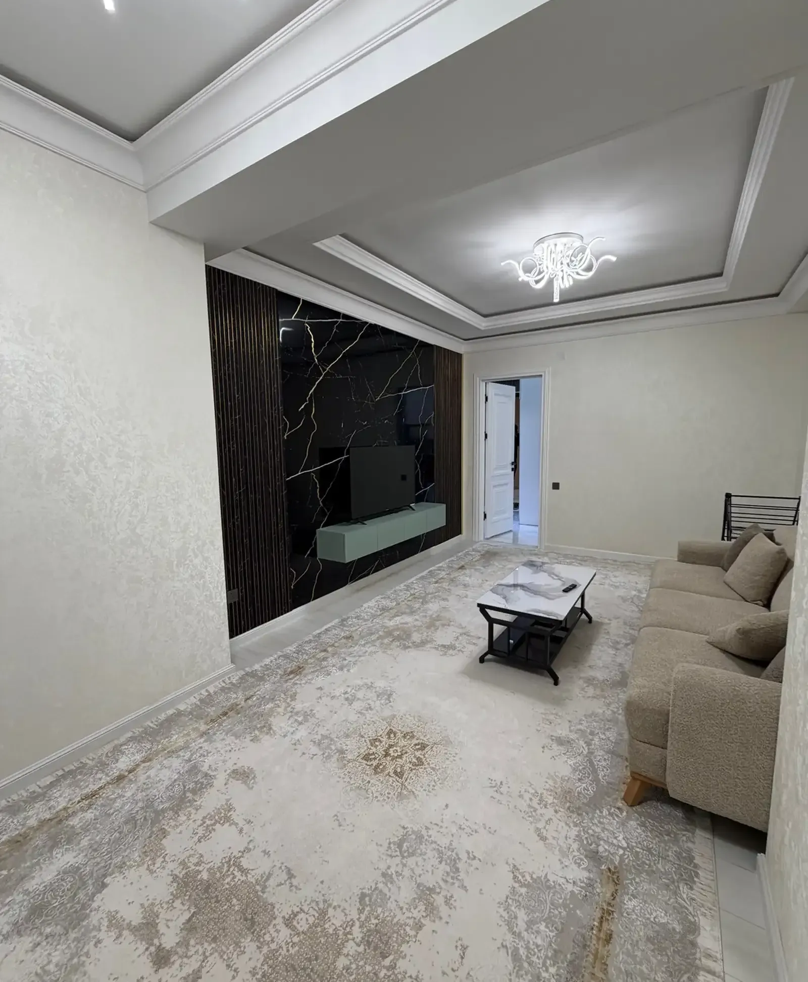 2-комн. квартира, 14 этаж, 60м², Шохмансур/Пайкар