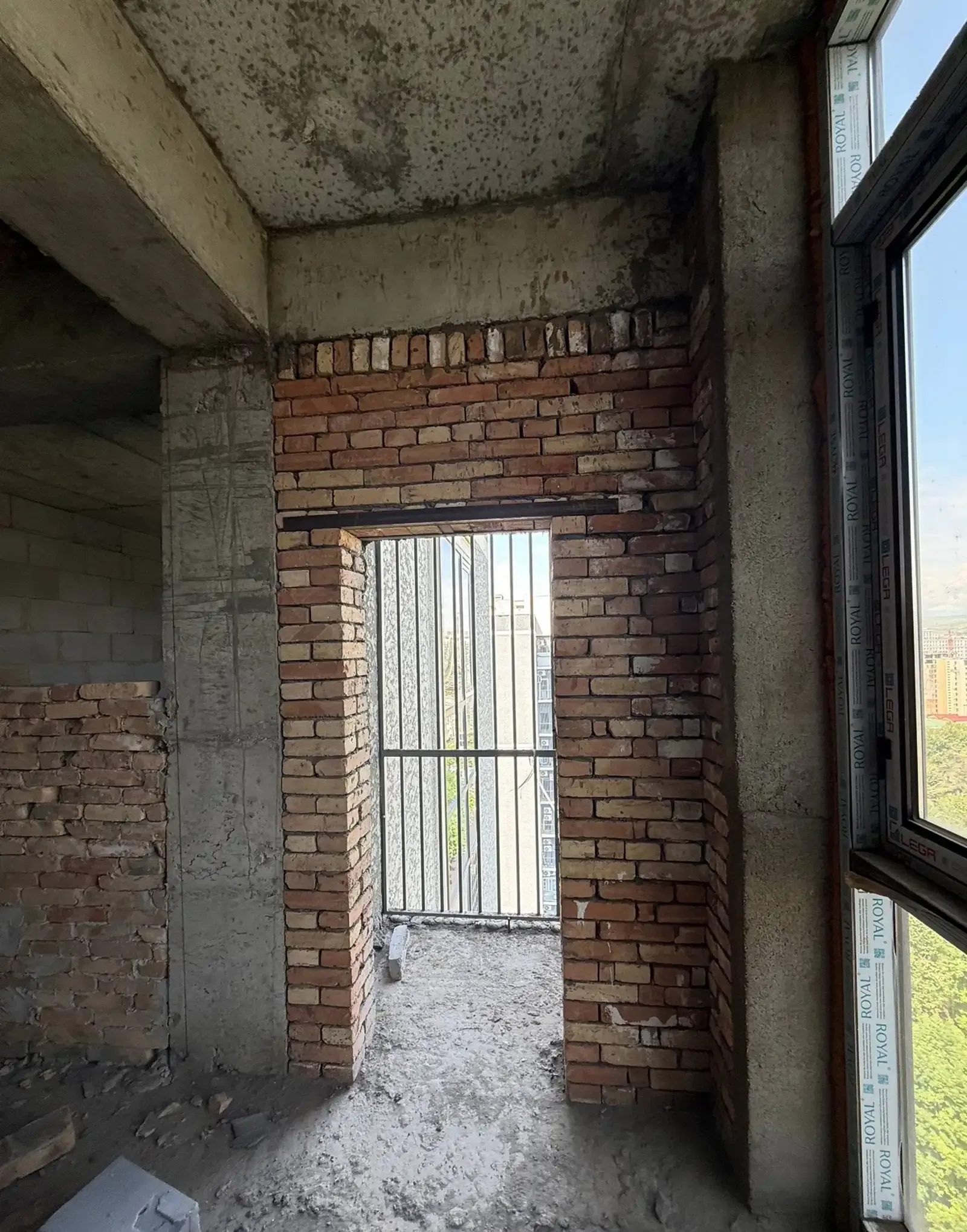 3-комн. квартира, 16 этаж, 94 м², Спартак, Бурчи Анушервон ,Евар