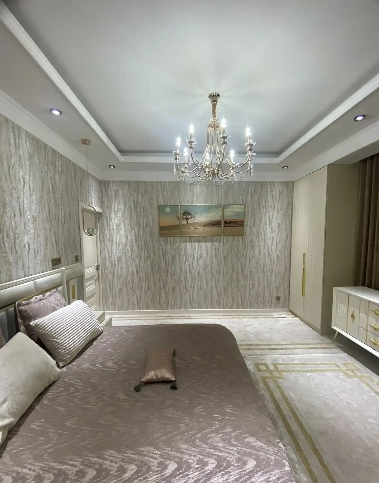 3-комн. квартира, 18 этаж, 117 м², Шохмансур, Вазорати Наклиет