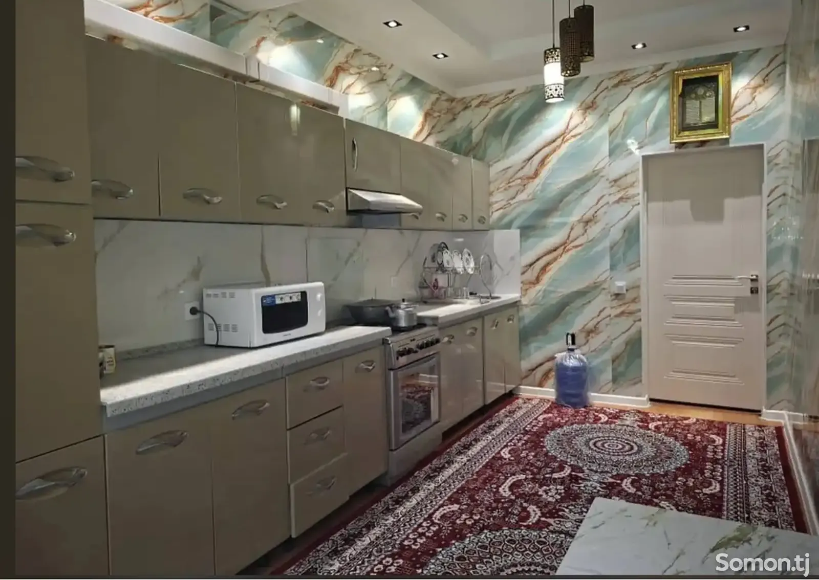 2-комн. квартира, 2 этаж, 73м², сино