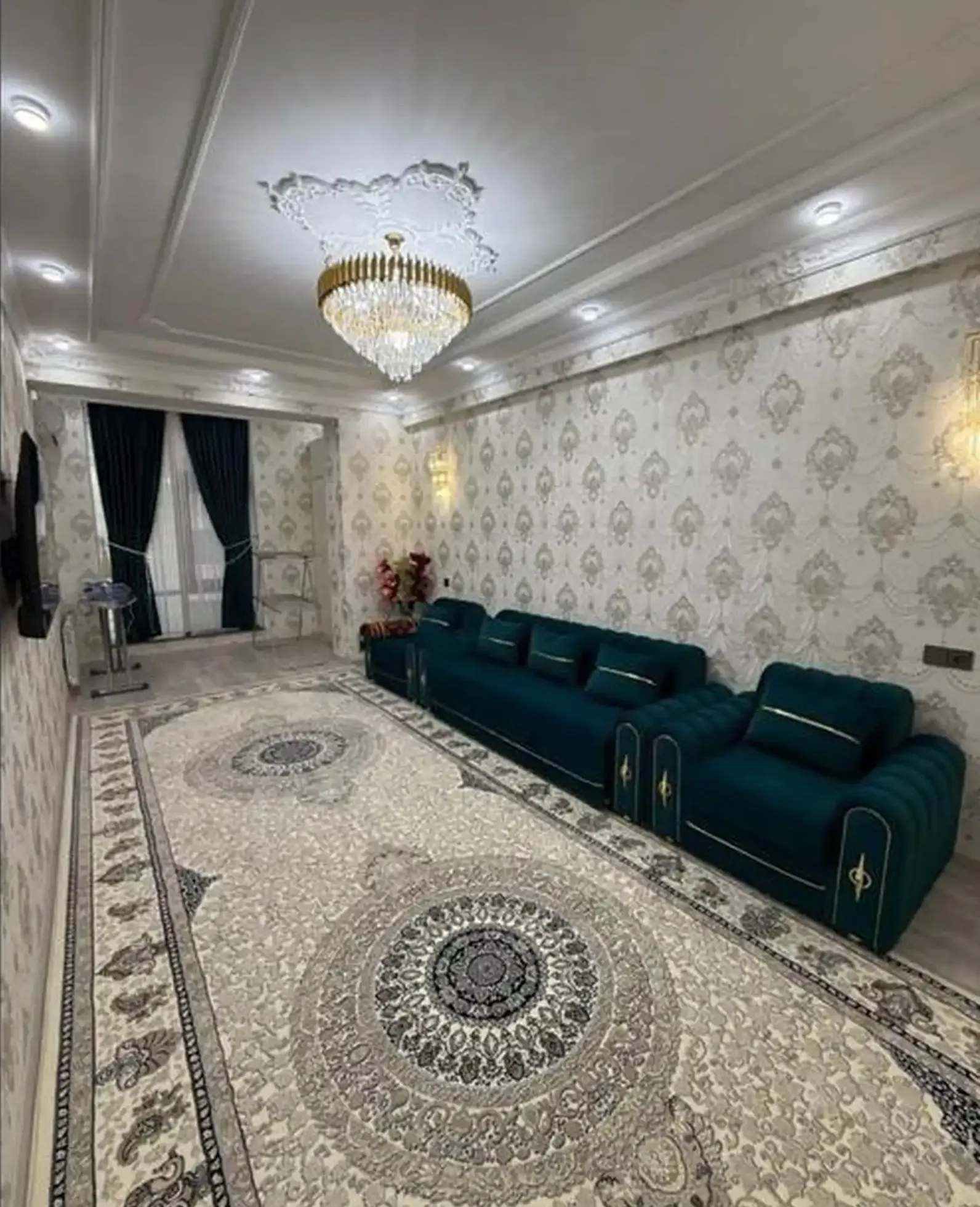 2-комн. квартира, 6 этаж, 75м², Шохмансур
