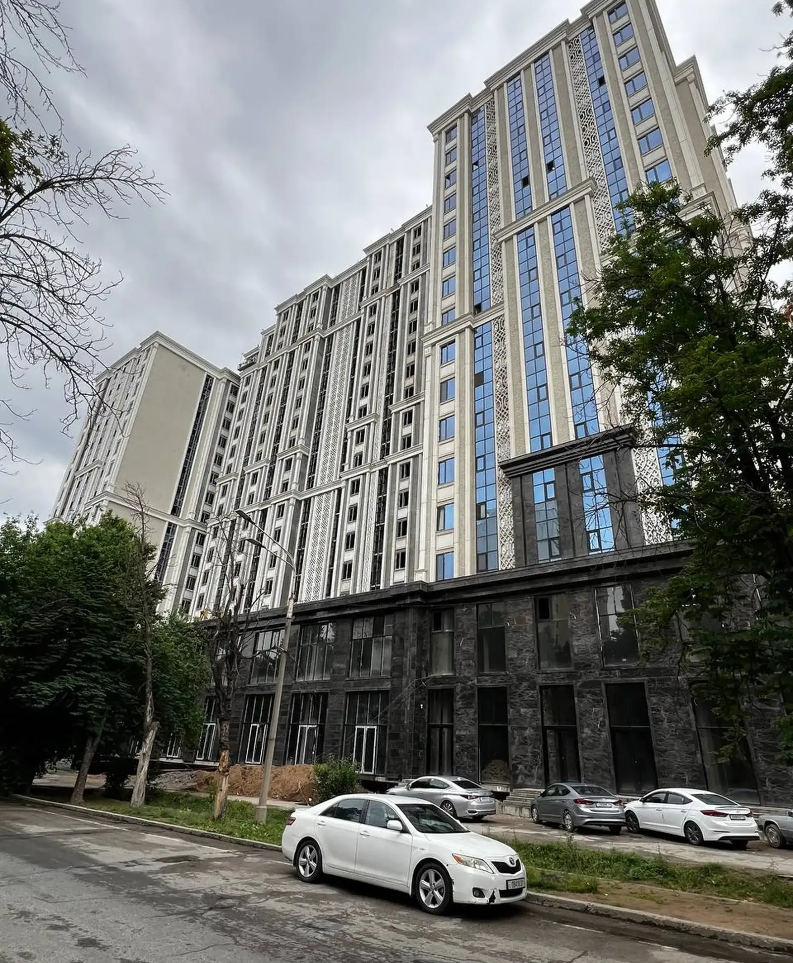 3-к квартира, 6 этаж, 78 м², Шохмансур