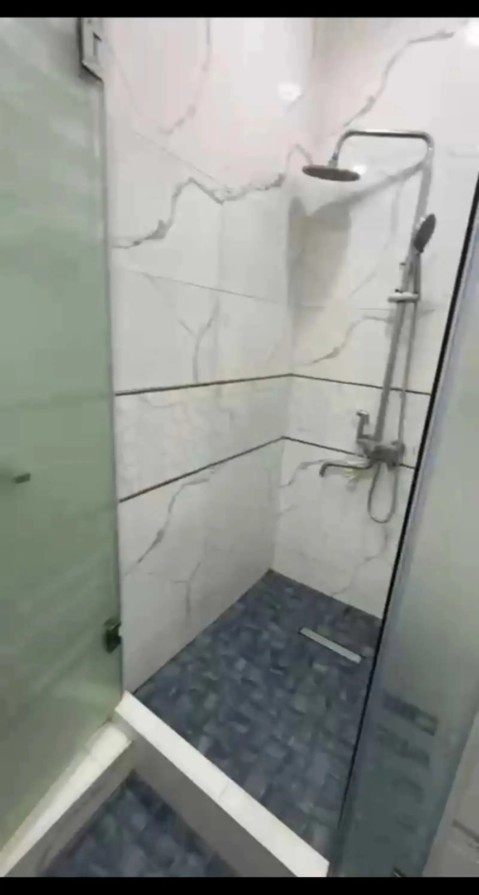 2-комн. квартира, 15 этаж, 75м², сино