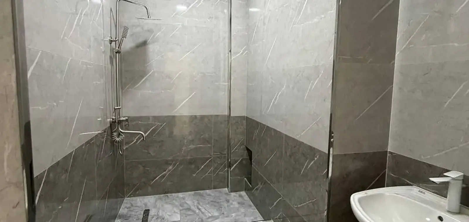2-комн. квартира, 12 этаж, 81 м², Шохмансур 3 база