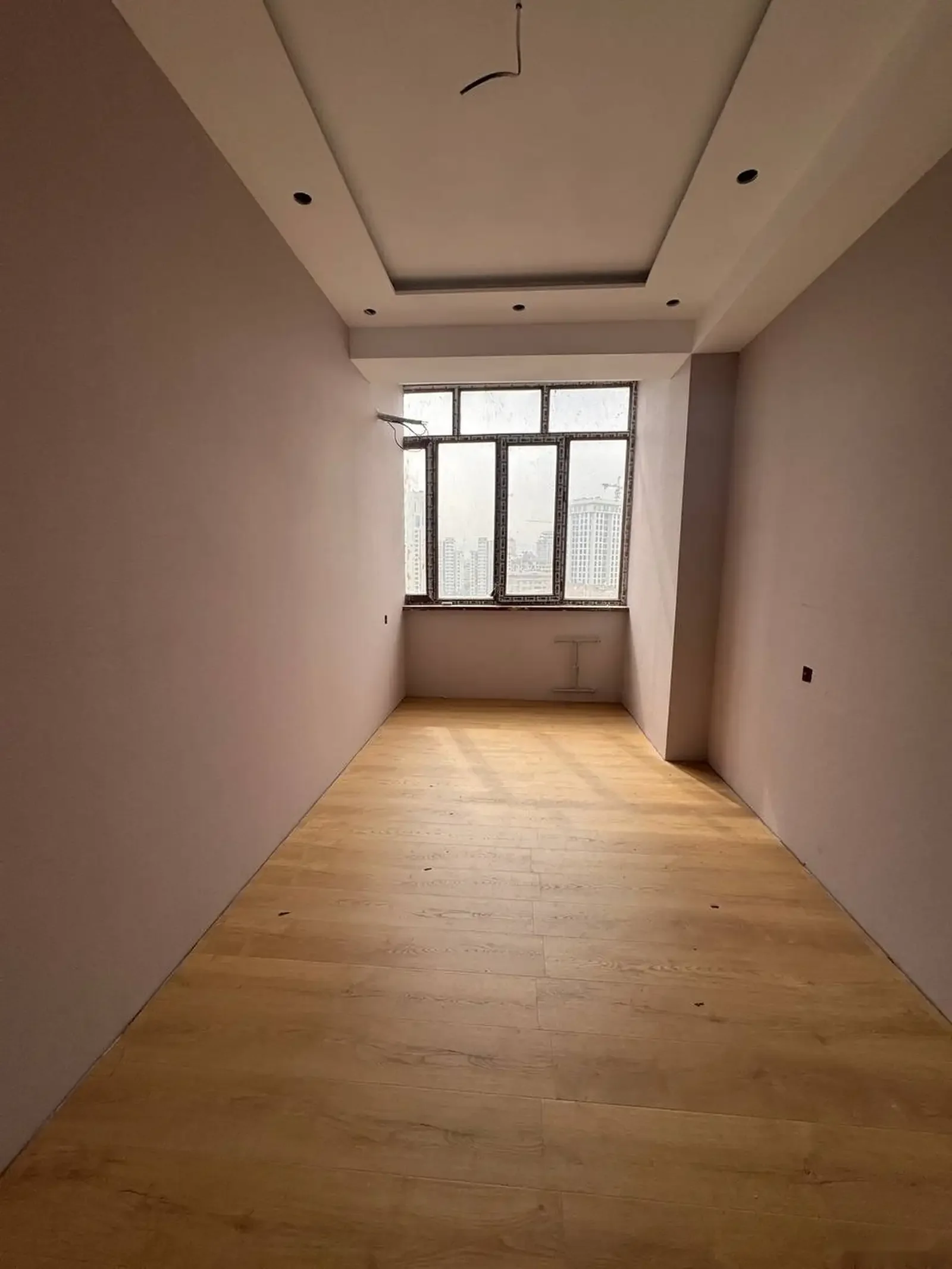 4-комн. квартира, 11 этаж, 107 м², И Сомони — фото 2