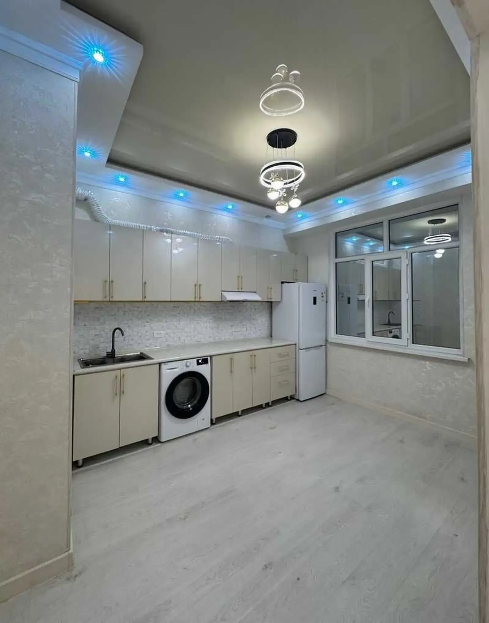 2-комн. квартира, 17 этаж, 73 м², Молодежный,Мактаби 28