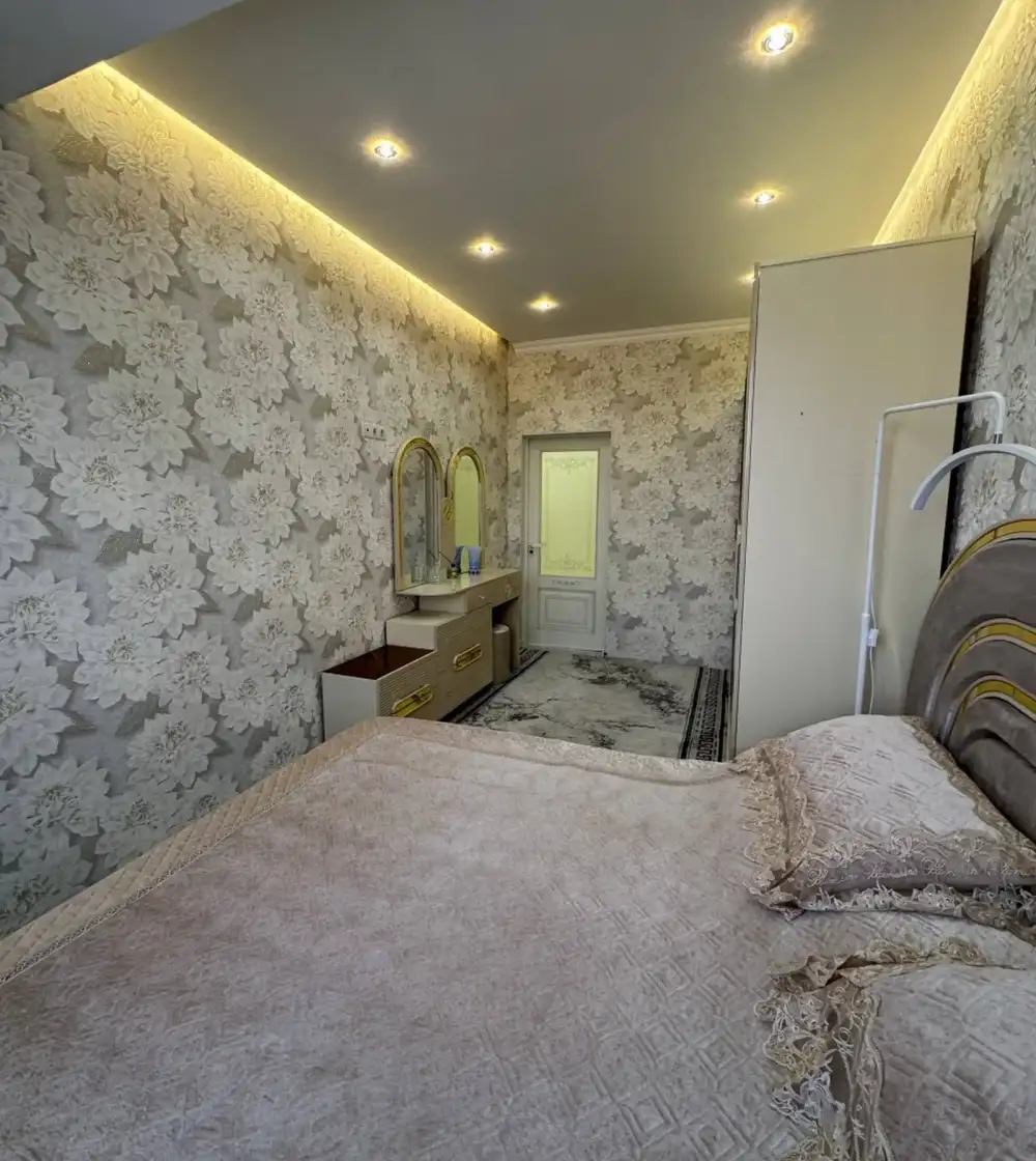 3-к квартира, 5 этаж, 102 м², фирдавси