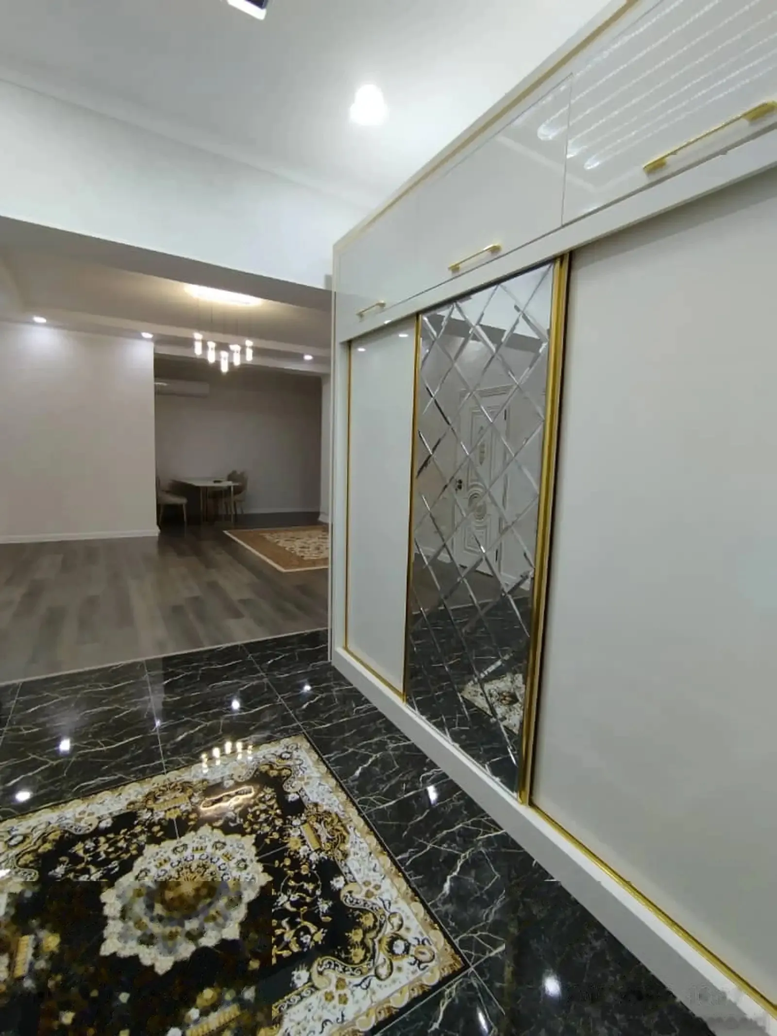 2-к квартира, 4 этаж, 80 м², Наздики доми симург