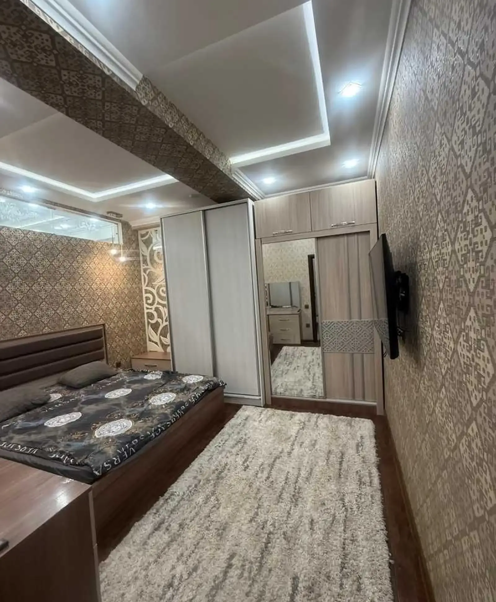 2-комн. квартира, 12 этаж, 72м², Таможенный, Дом Печать
