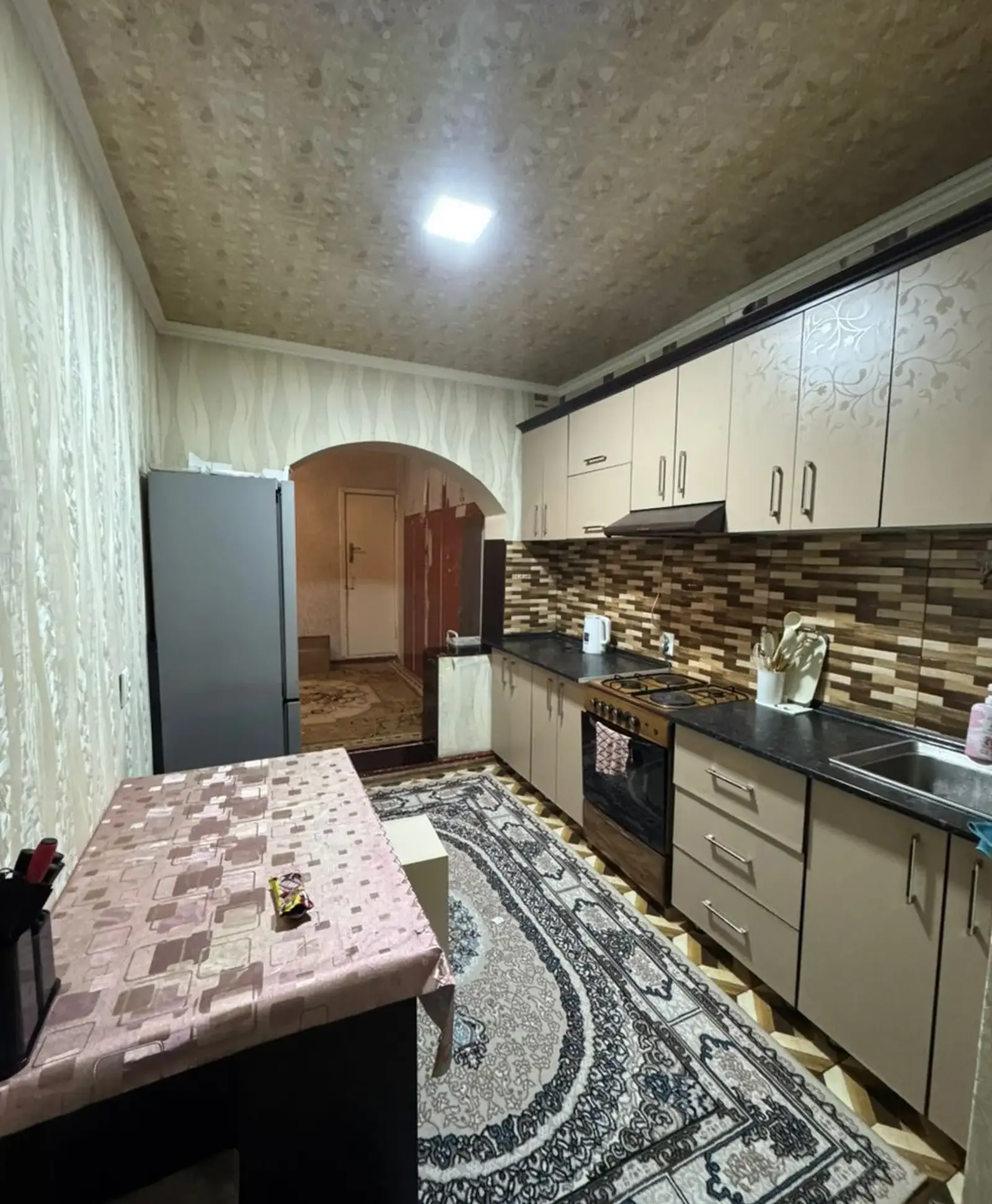 4-комн. квартира, 9 этаж, 100м², Сино