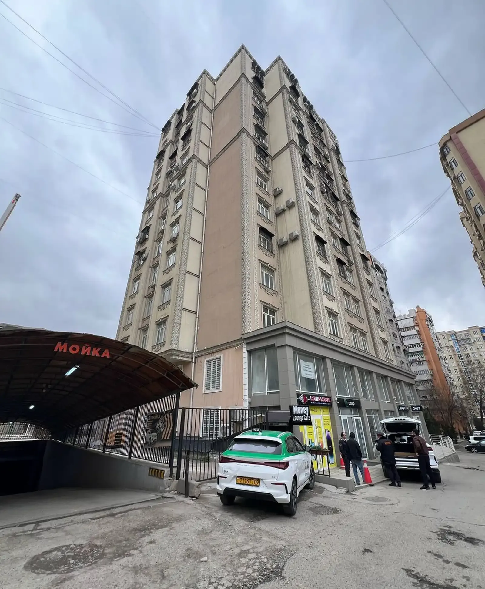 Помещение под свободное назначение, 200м², Садбарг