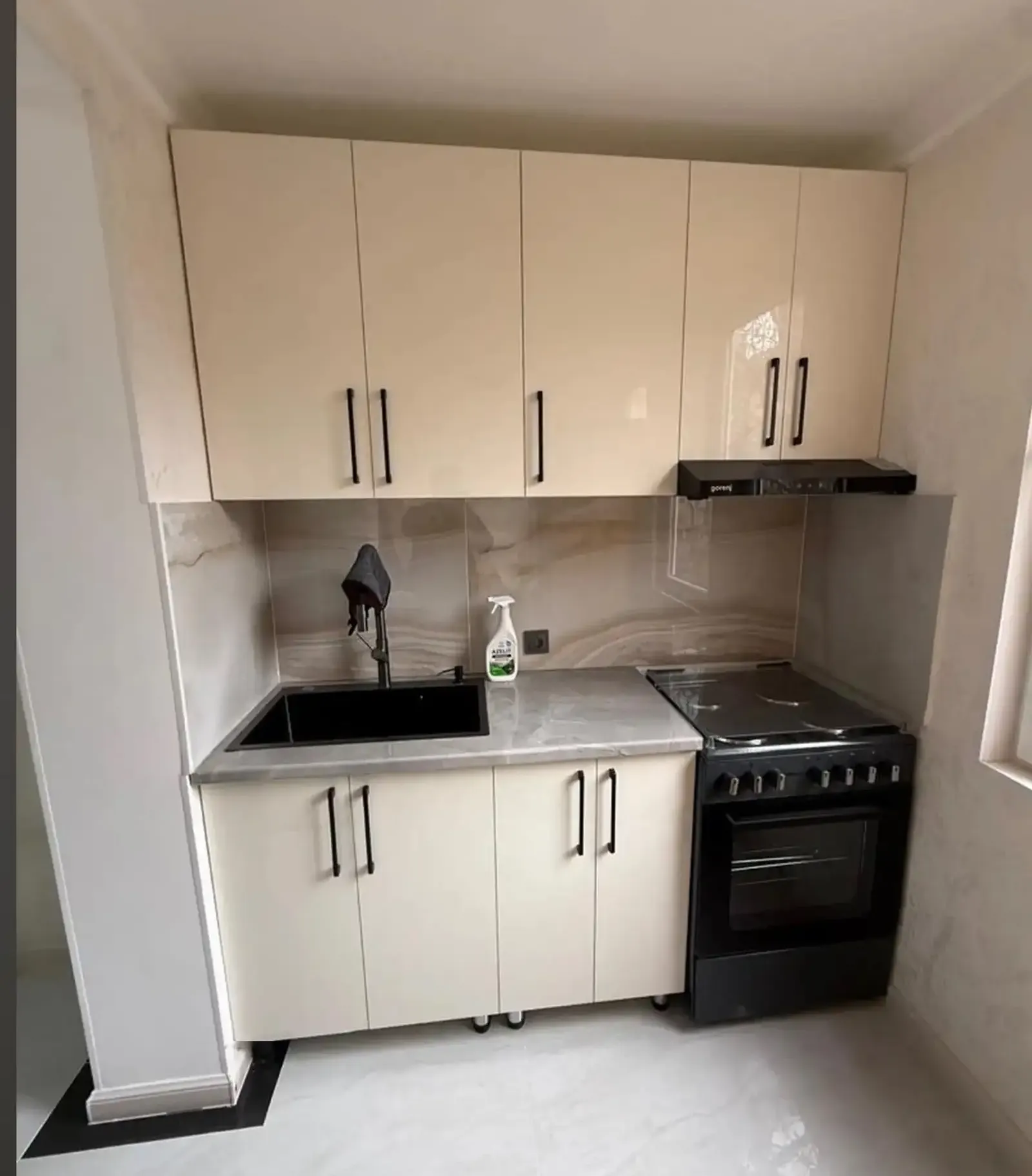2-комн. квартира, 3 этаж, 51м², сино