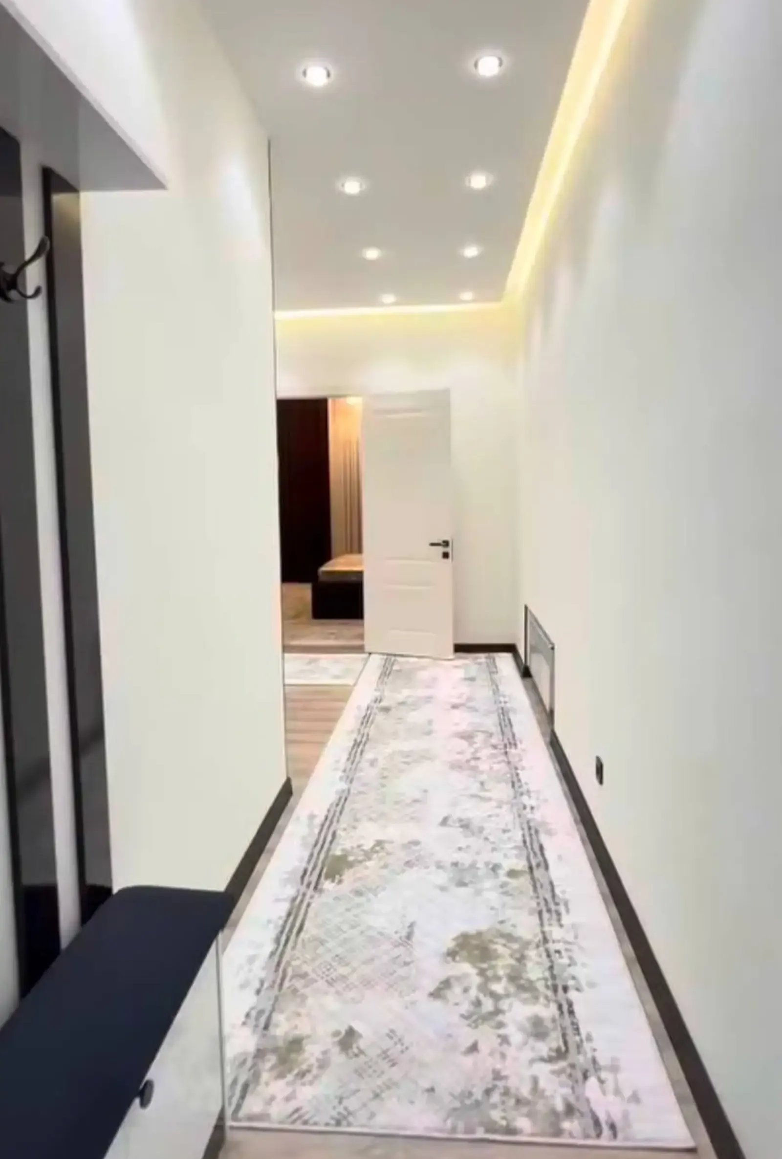 2-комн. квартира, 8 этаж, 64 м², Фирдавси