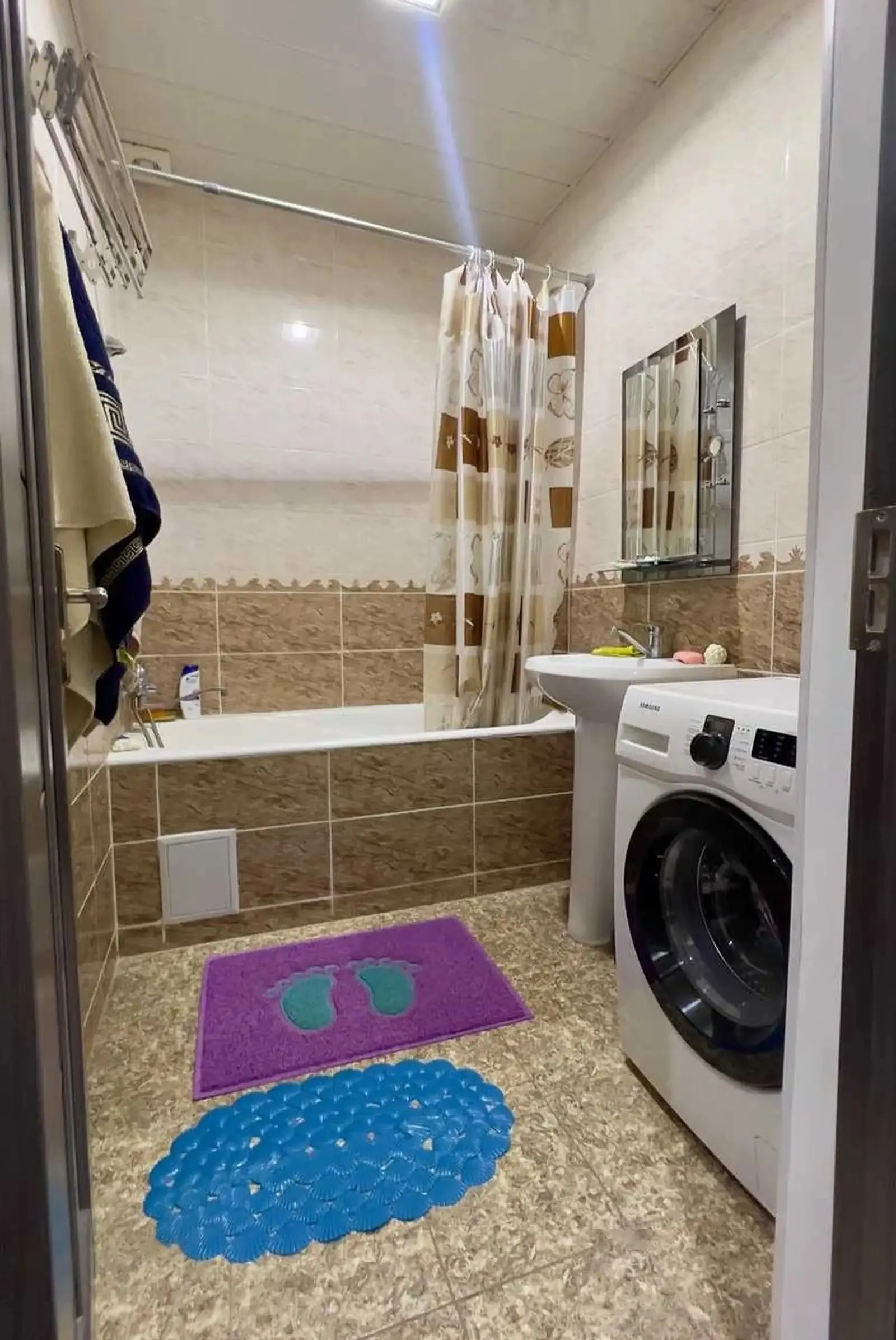 2-комн. квартира, 2 этаж, 65м², Шохмансур