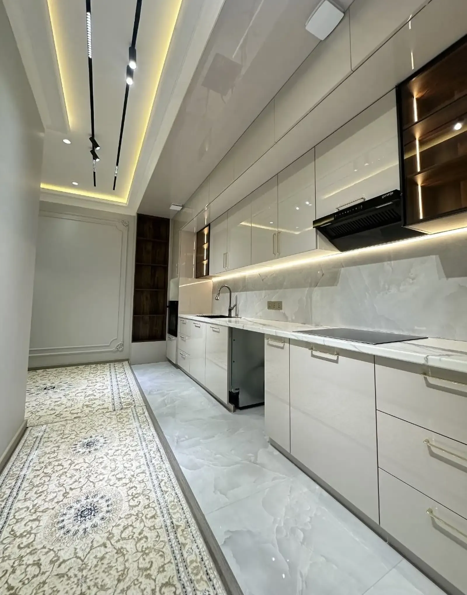 3-к квартира, 14 этаж, 102 м², Сино